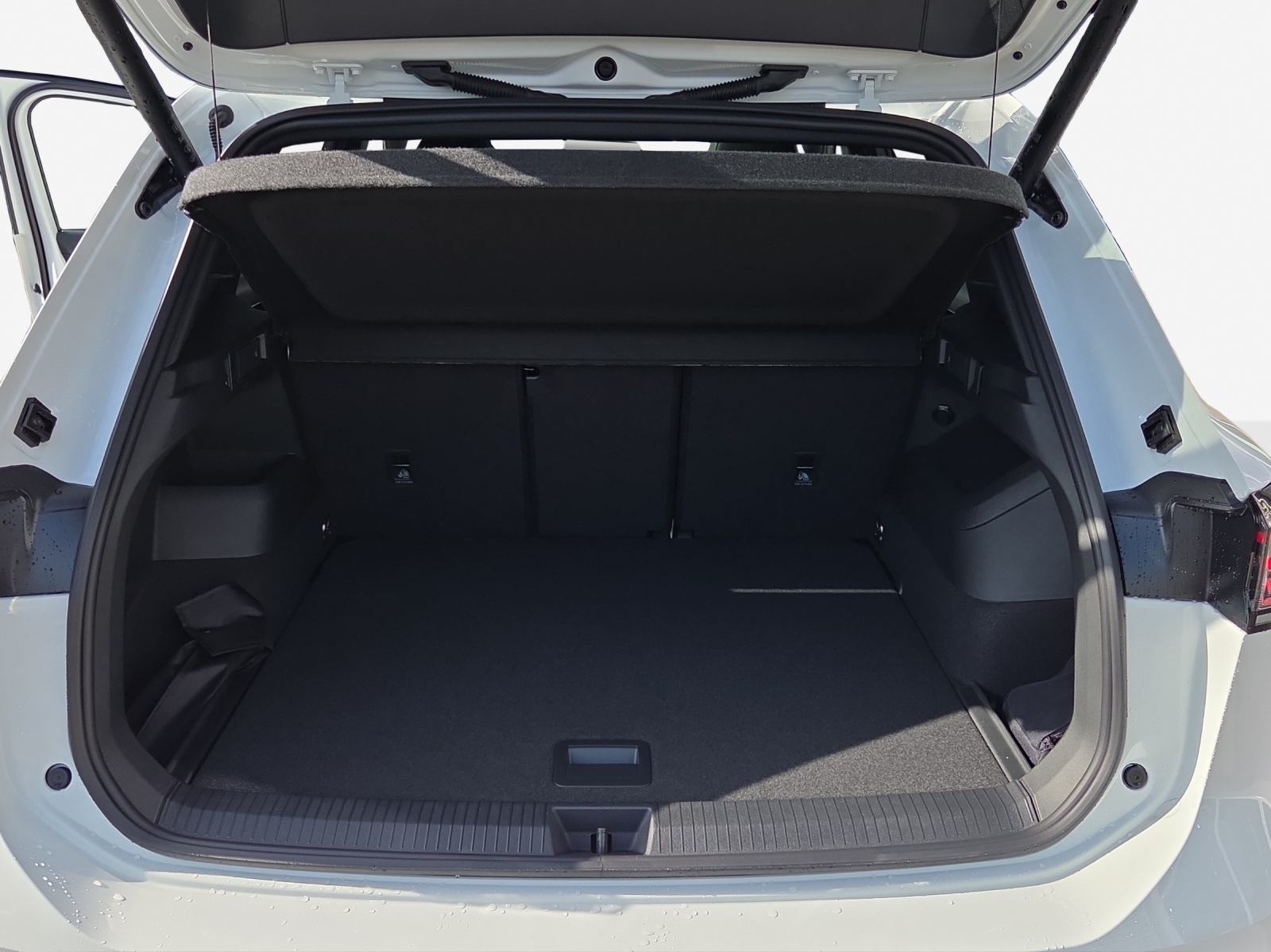 VW Tiguan 2.0 TSI DSG R-Line 4Motion-image-15