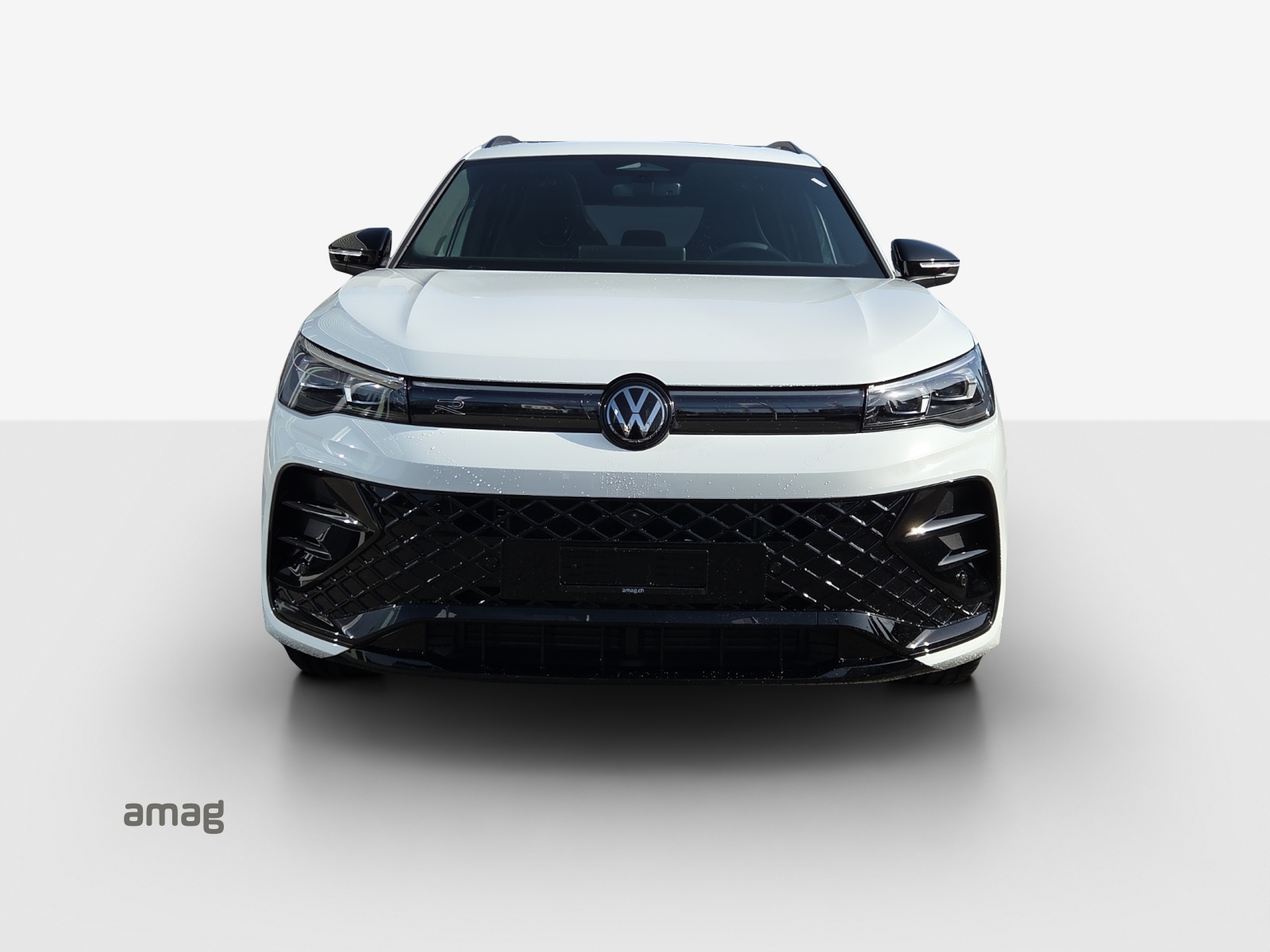 VW Tiguan 2.0 TSI DSG R-Line 4Motion-image-6