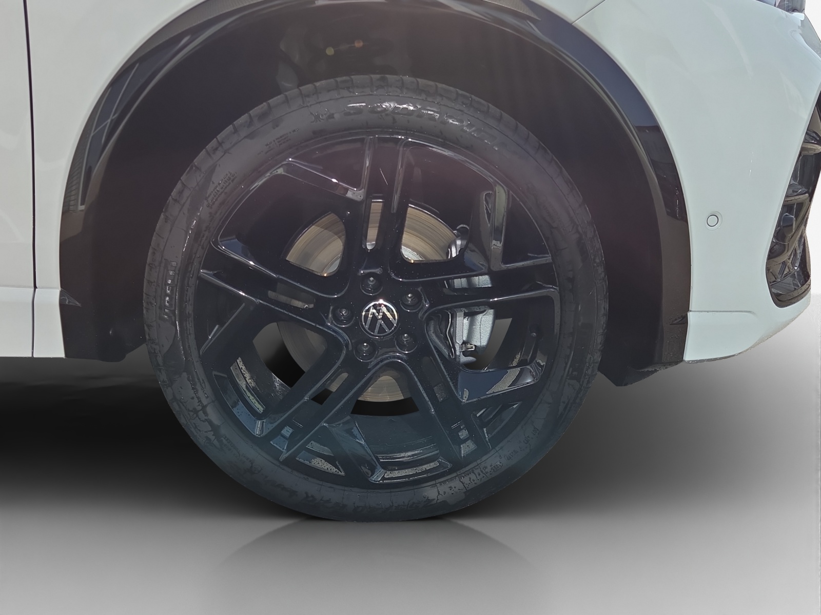 VW Tiguan 2.0 TSI DSG R-Line 4Motion-image-12