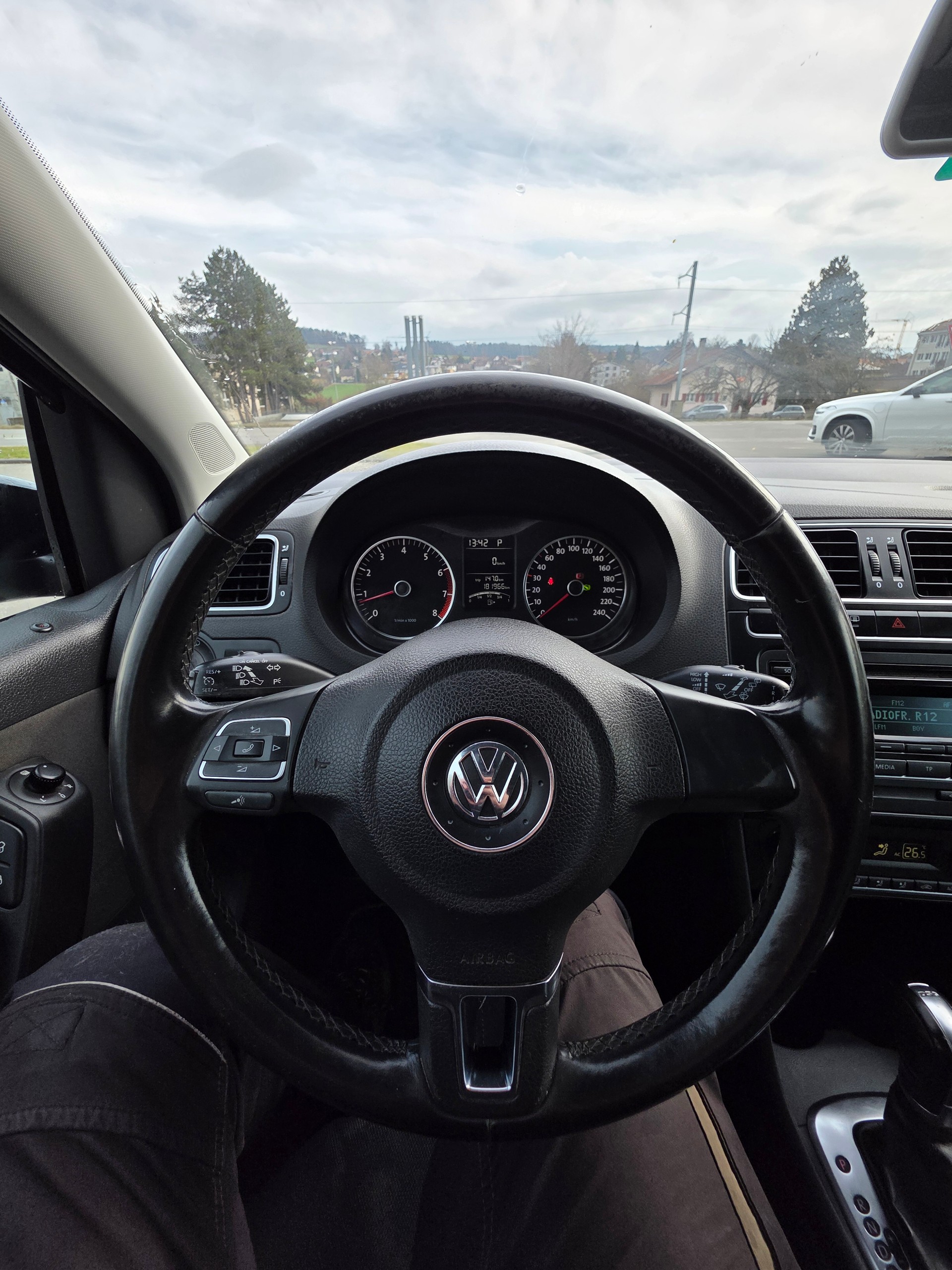 VW Polo 1.2 TSI Comfortline-image-8