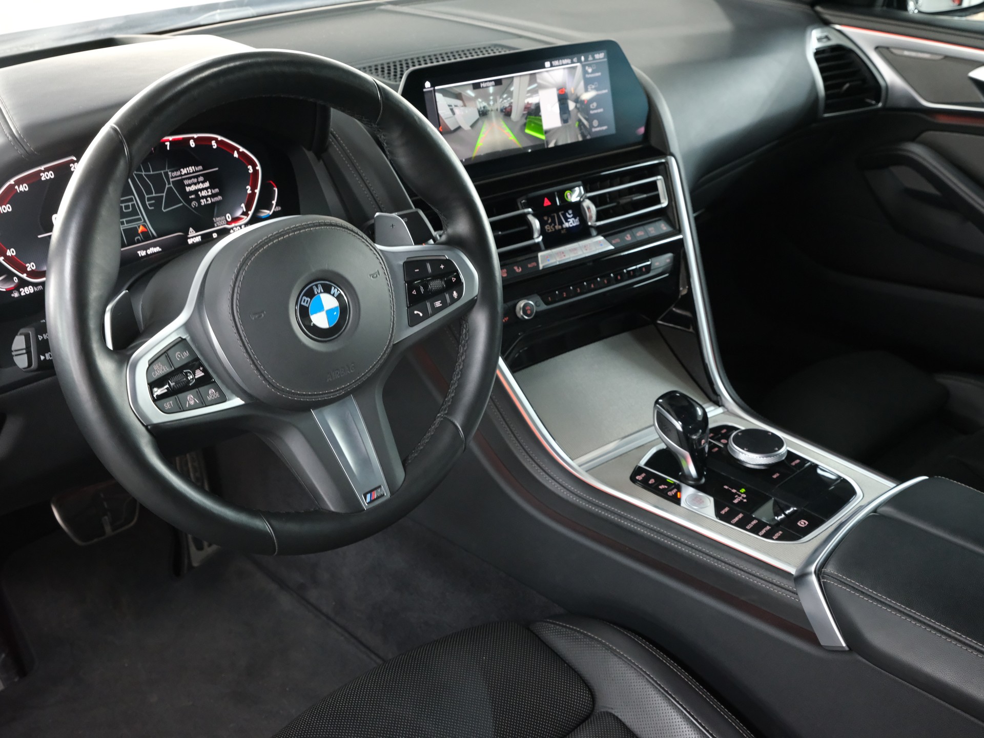 BMW 840i xDrive Steptronic-image-12