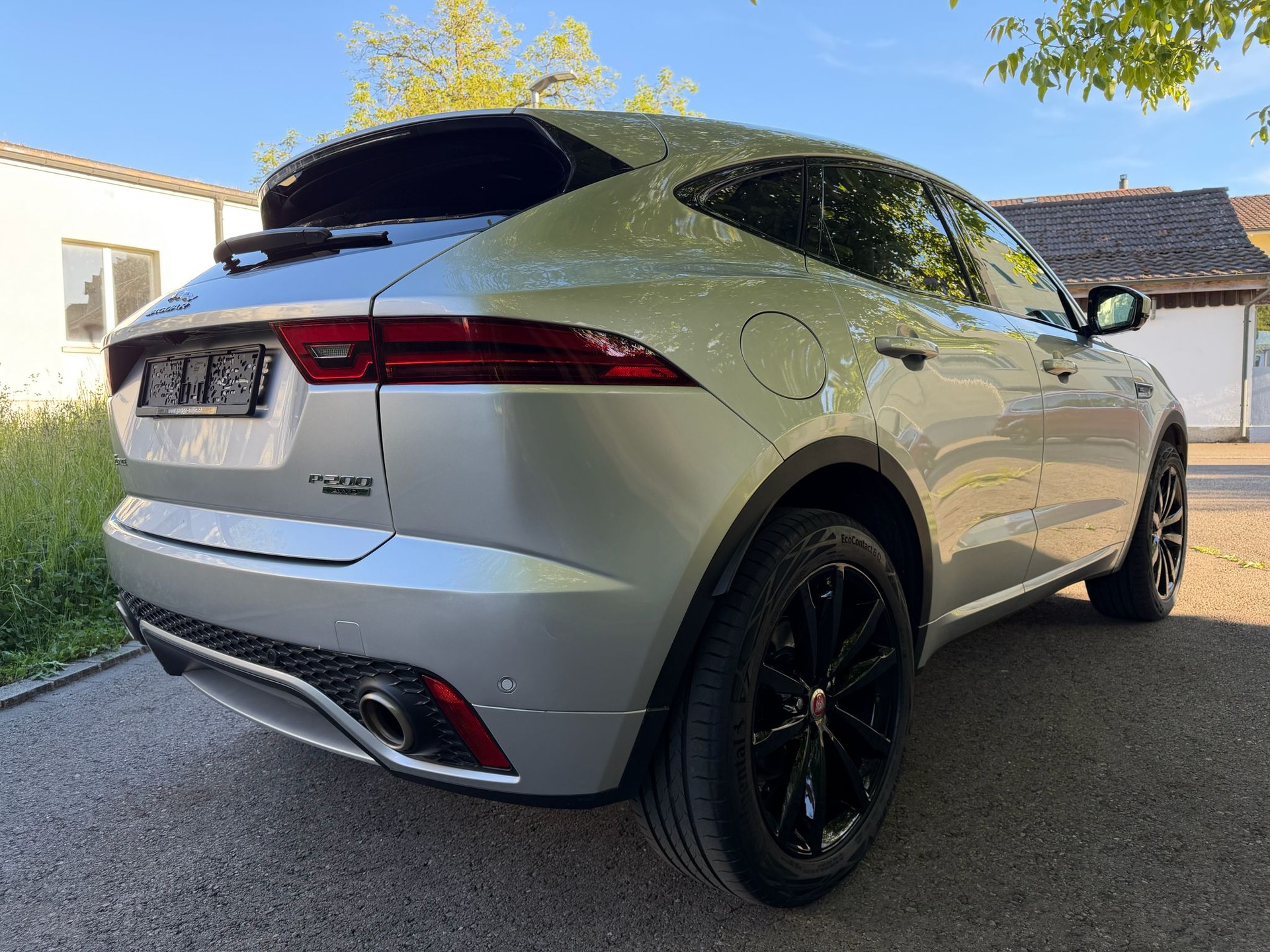 JAGUAR E-Pace P200 R-Dynamic S AWD Automatik-image-9