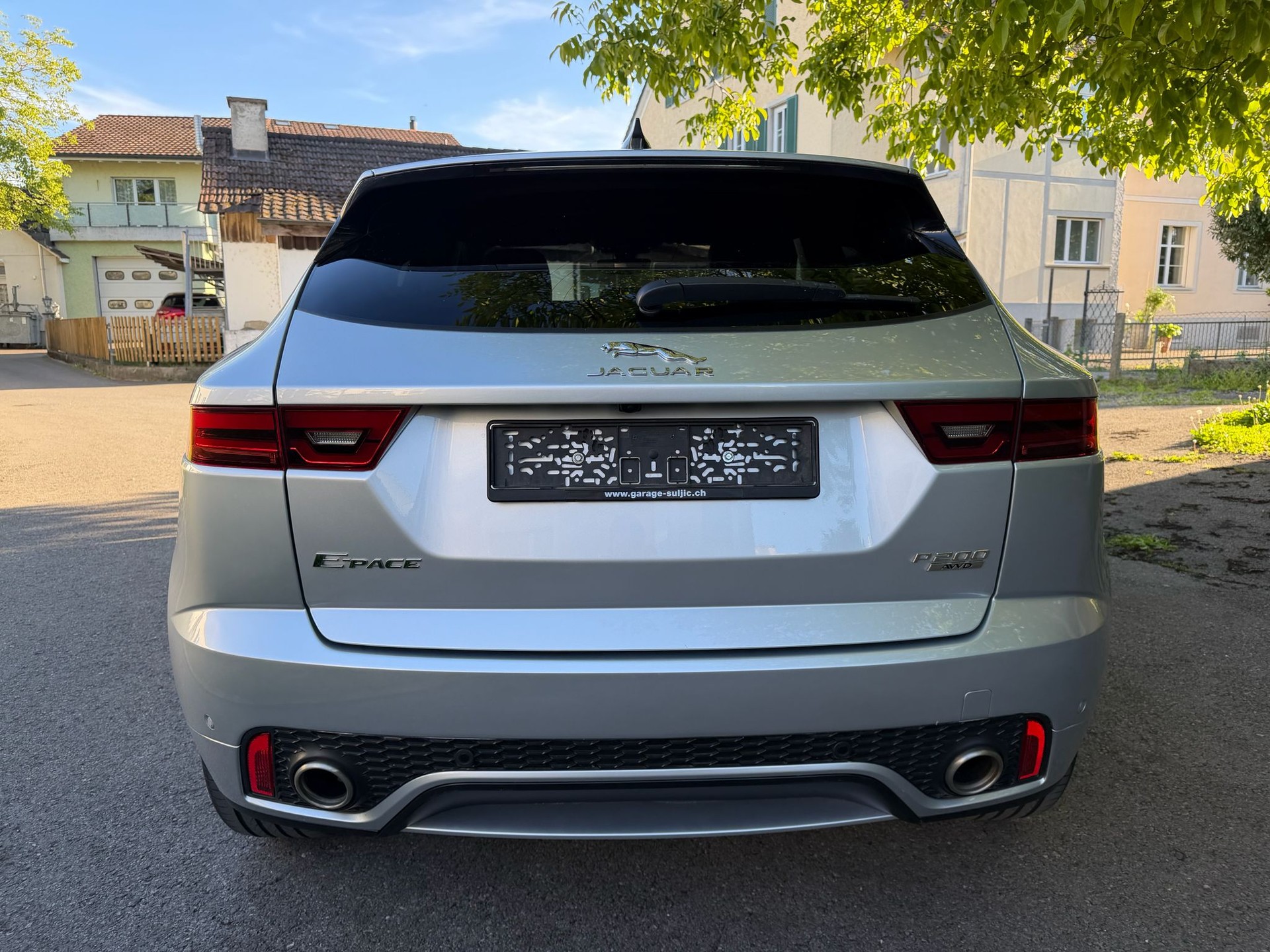 JAGUAR E-Pace P200 R-Dynamic S AWD Automatik-image-10