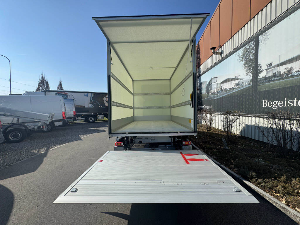 MERCEDES-BENZ eSprinter 420 Pro Koffer mit Hebebühne 3665 S 81 kWh-image-5