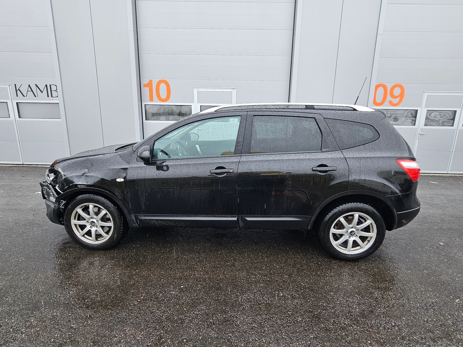 NISSAN Qashqai +2 2.0 dCi 4WD 360 Automatic-image-1