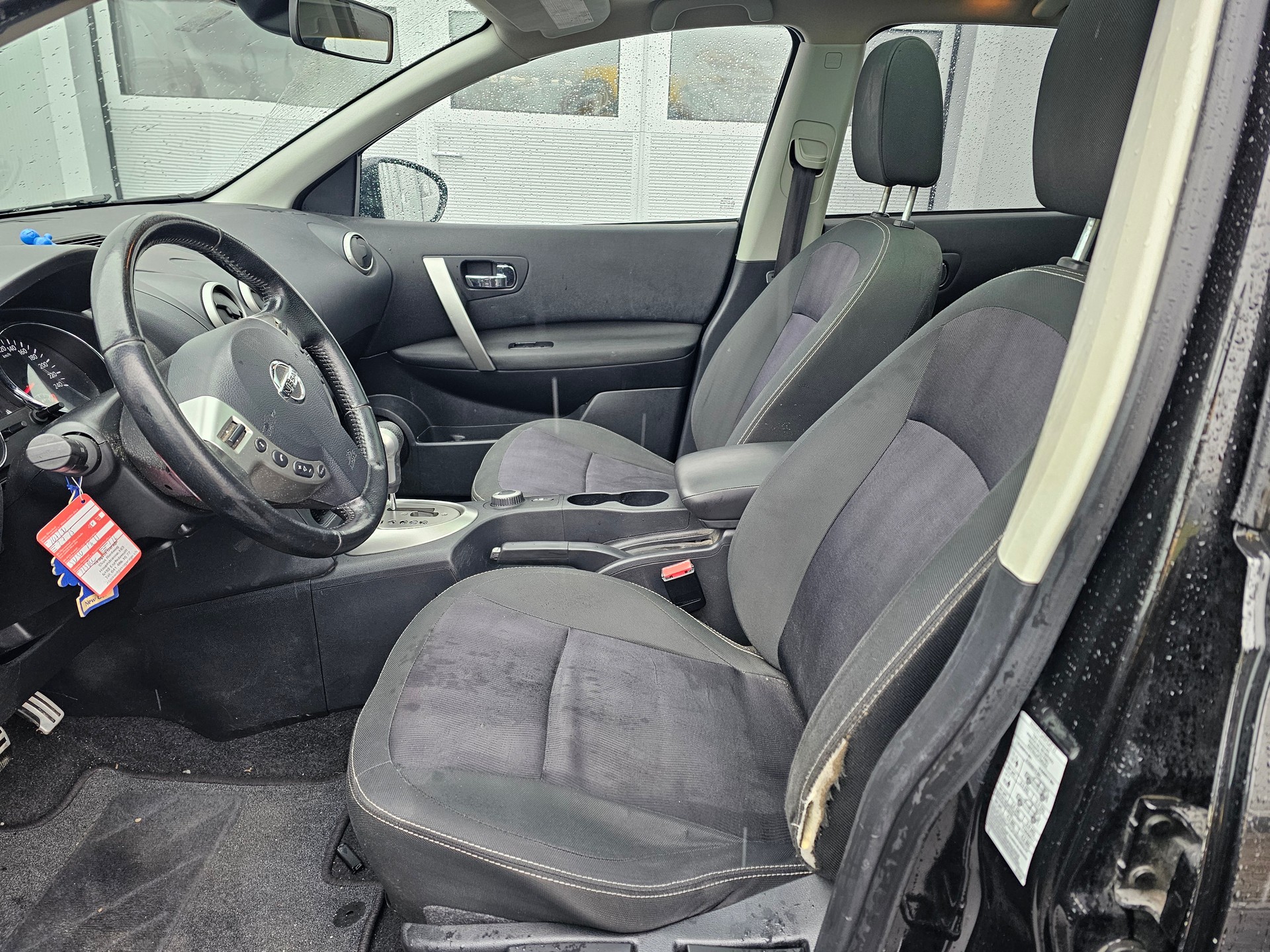 NISSAN Qashqai +2 2.0 dCi 4WD 360 Automatic-image-11