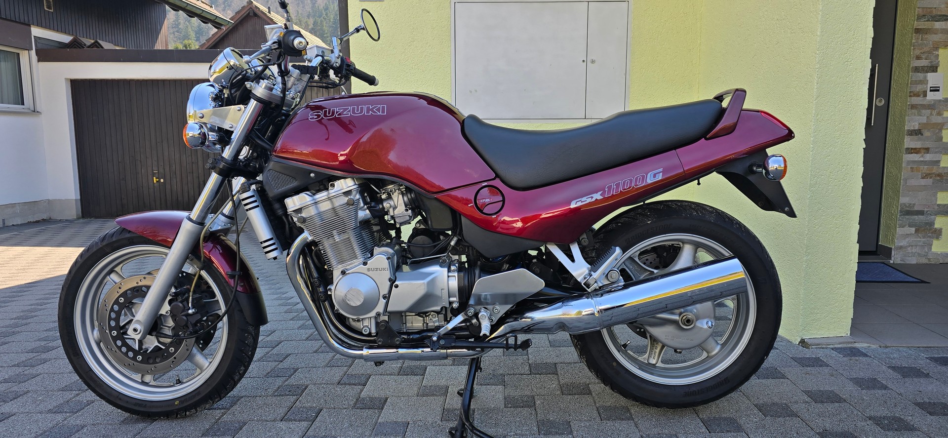 SUZUKI GSX 1100 G Touring-image-1