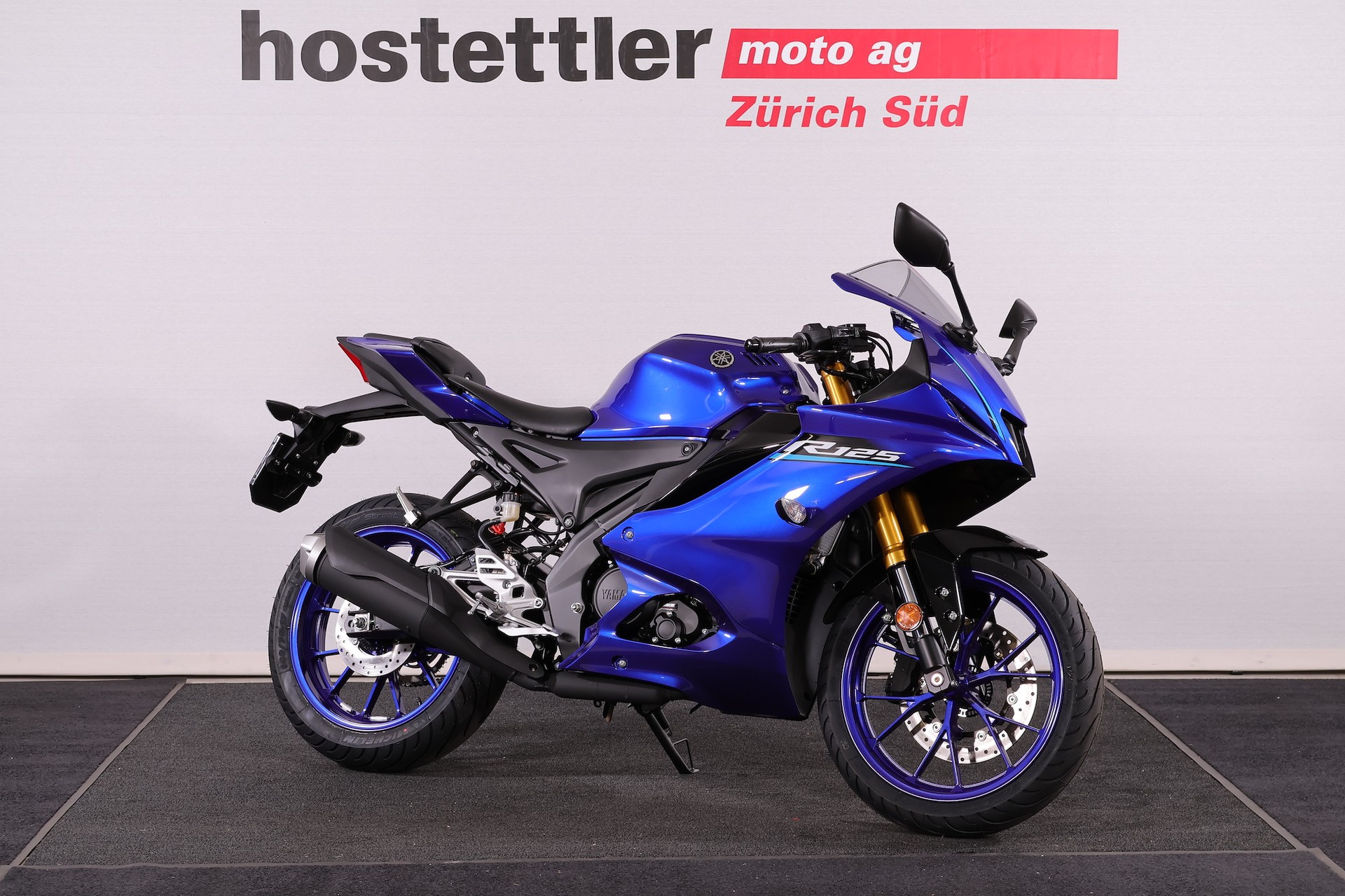 YAMAHA R125-showroom-element-2
