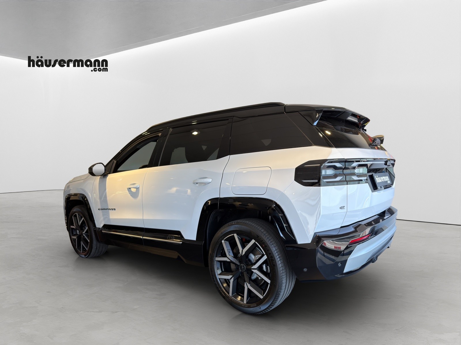 JEEP Compass First Edition-image-3