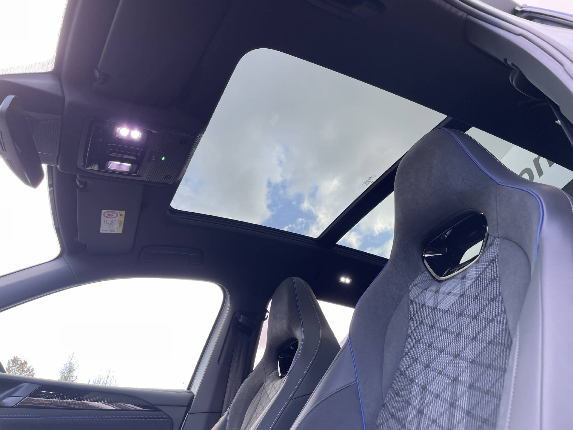 VW Tiguan 1.5 TSI PHEV R-Line DSG-image-8