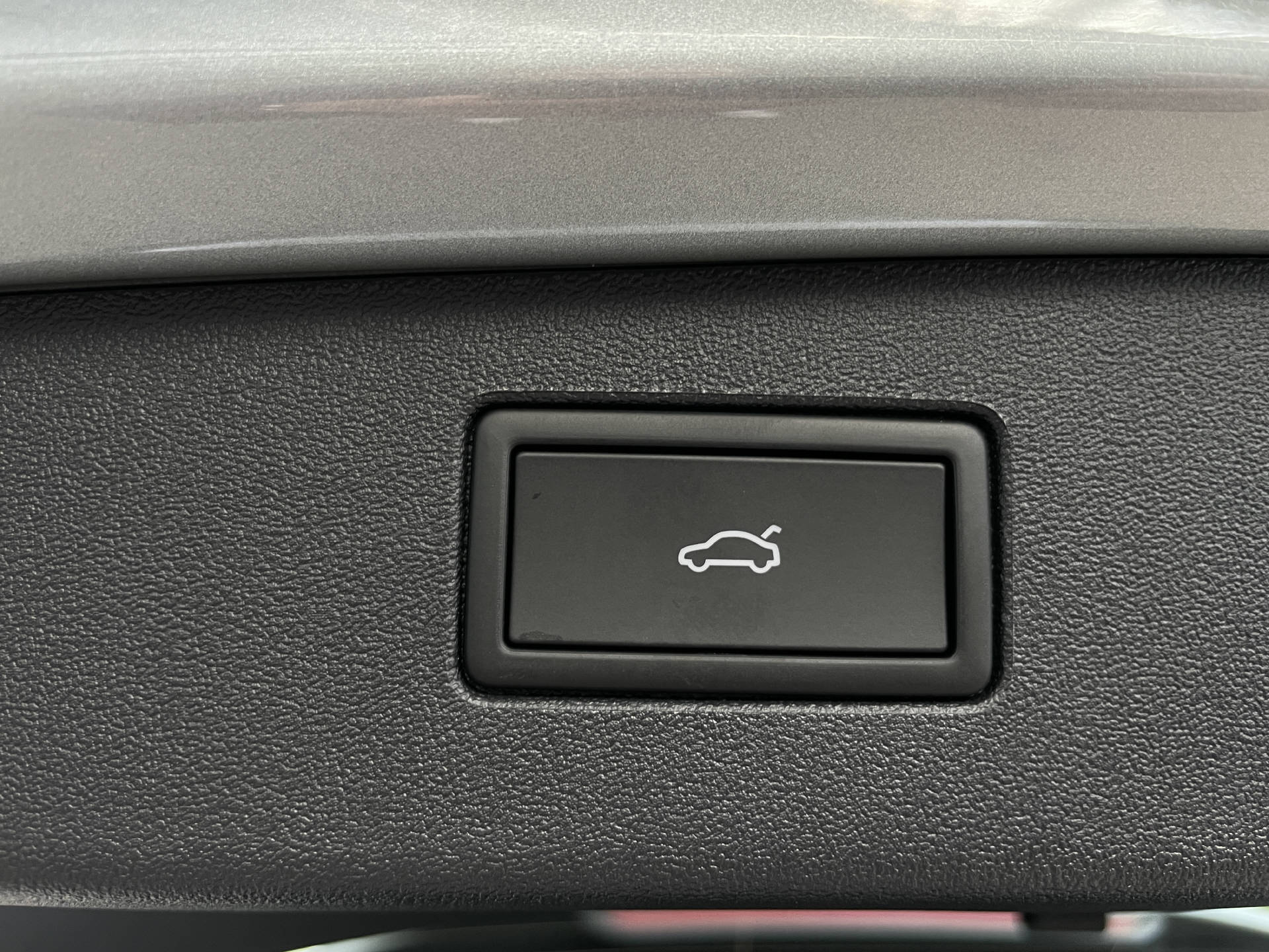 VW Tiguan 1.5 TSI PHEV R-Line DSG-image-25