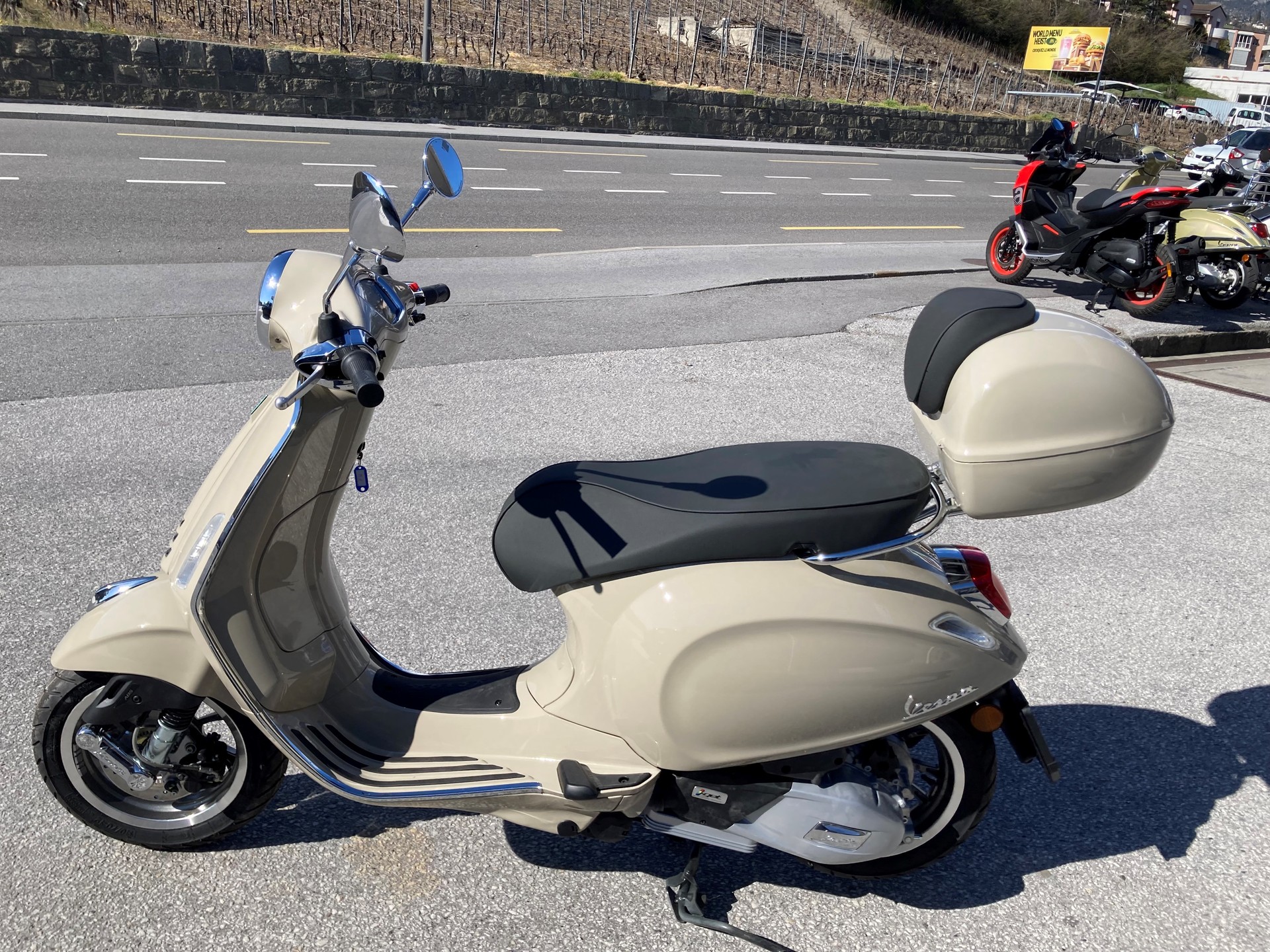 PIAGGIO Vespa 125 Primavera ABS-showroom-element-2