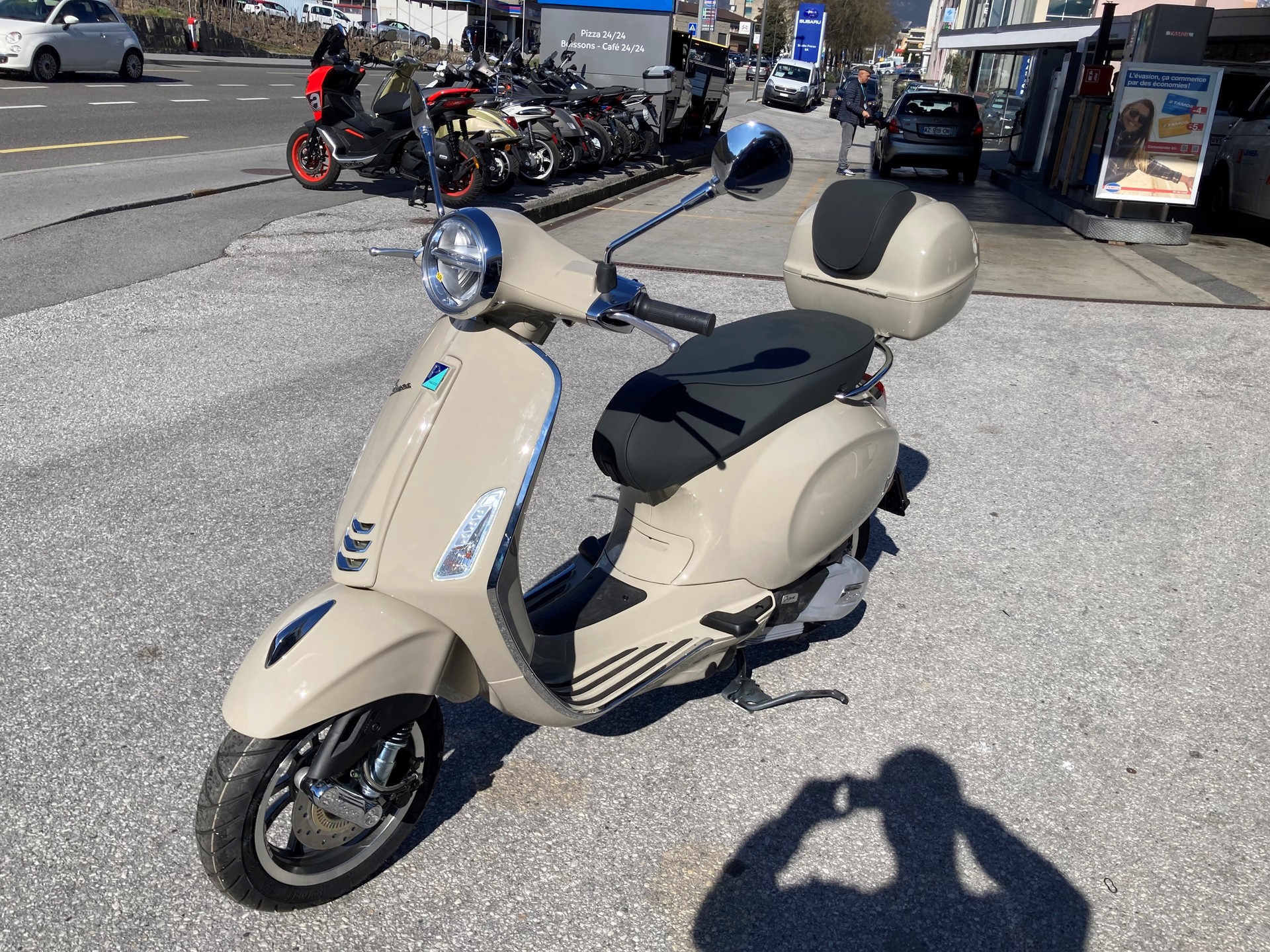 PIAGGIO Vespa 125 Primavera ABS-showroom-element-3