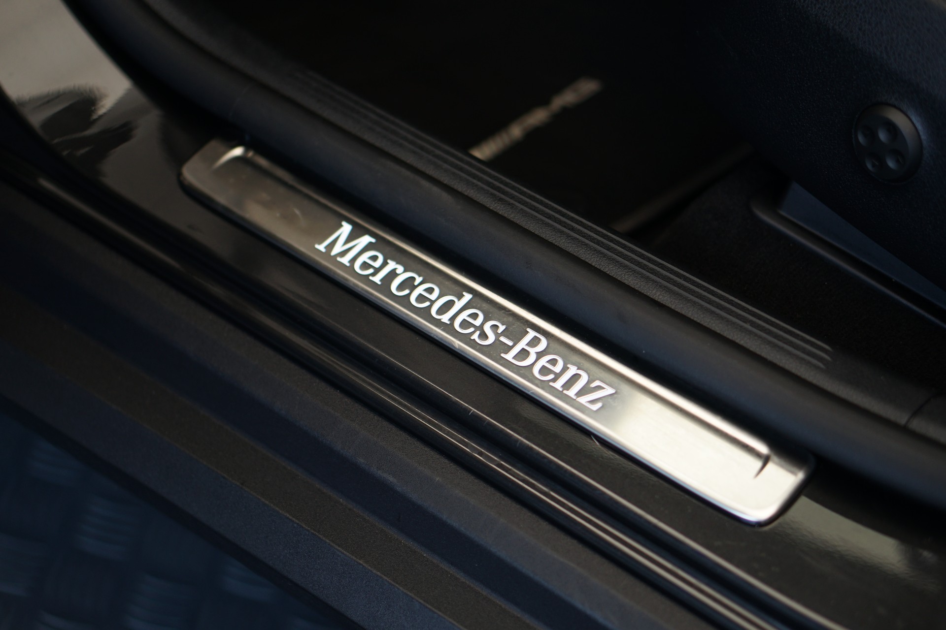 MERCEDES-BENZ GLC 200 4Matic 9G-Tronic AMG Line *AHK* *Panorama* *Assistenzpaket*-image-30