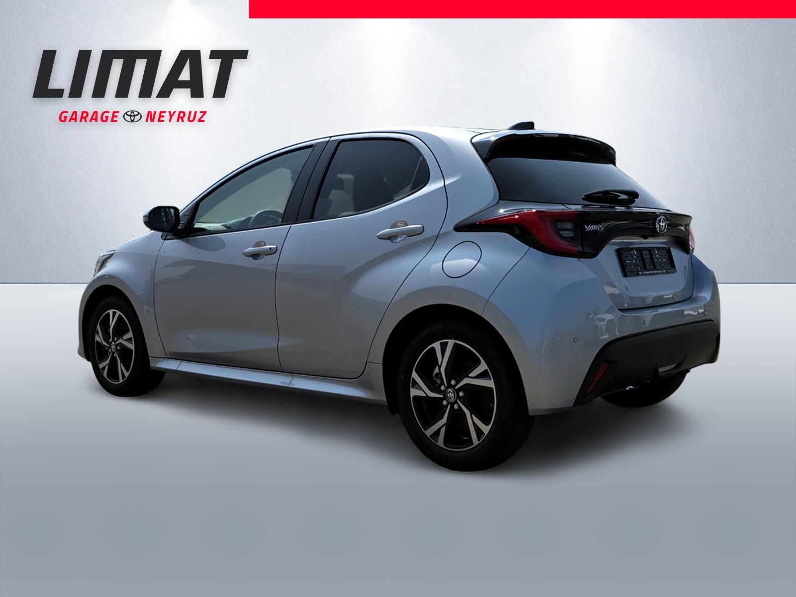 TOYOTA Yaris 1.5 VVT-i HSD Trend-image-2