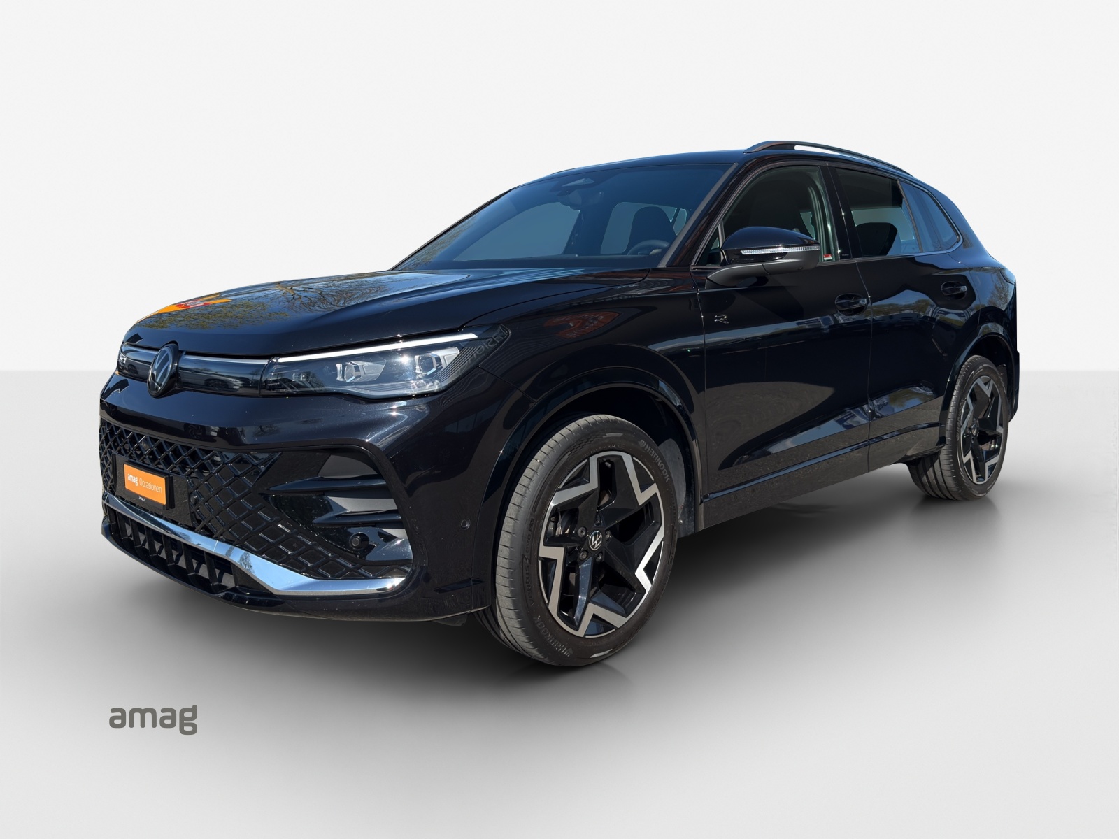 VW Tiguan 2.0 TDI SCR R-Line 4Motion DSG-image-0