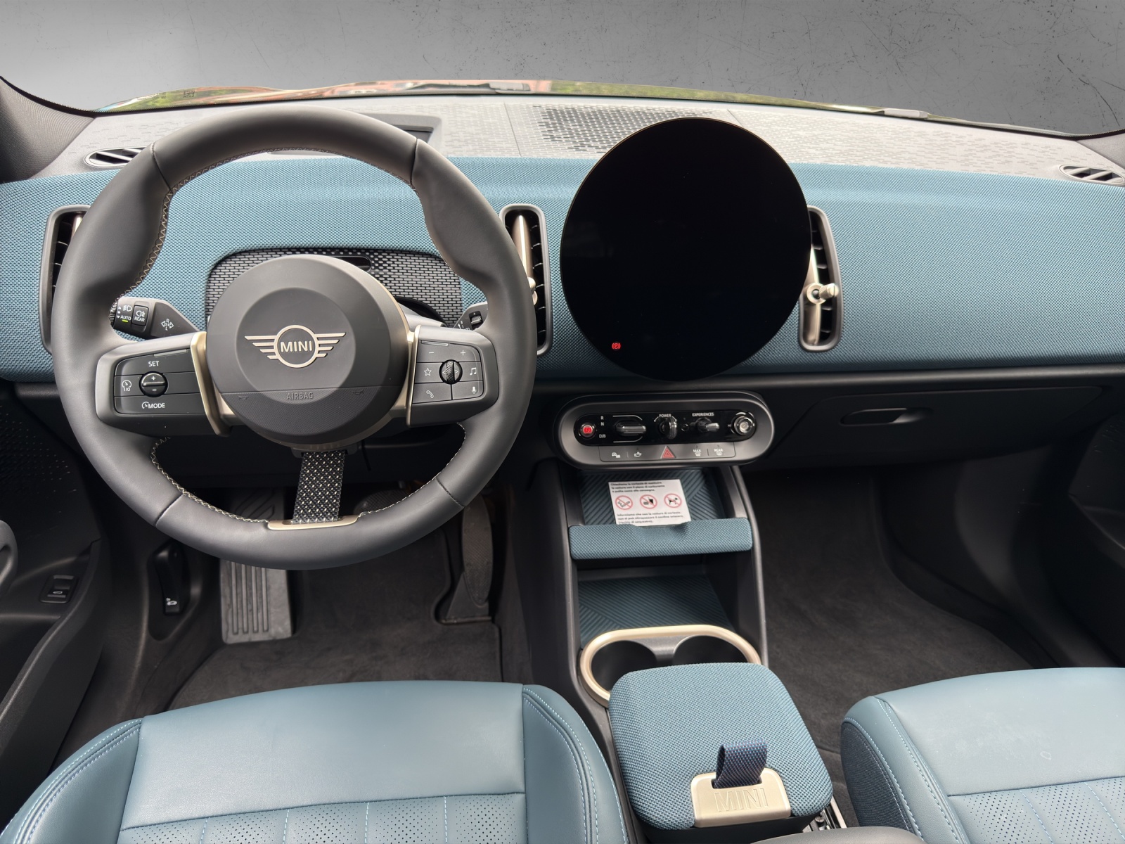 MINI Countryman SE ALL 4-image-13