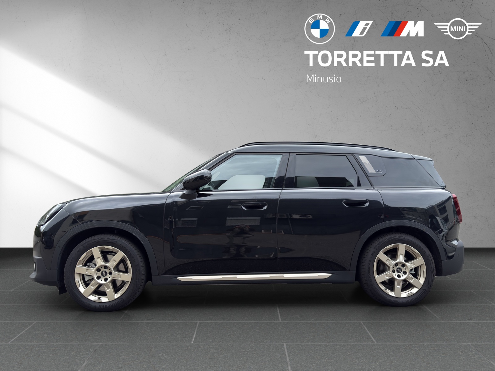 MINI Countryman SE ALL 4-image-1