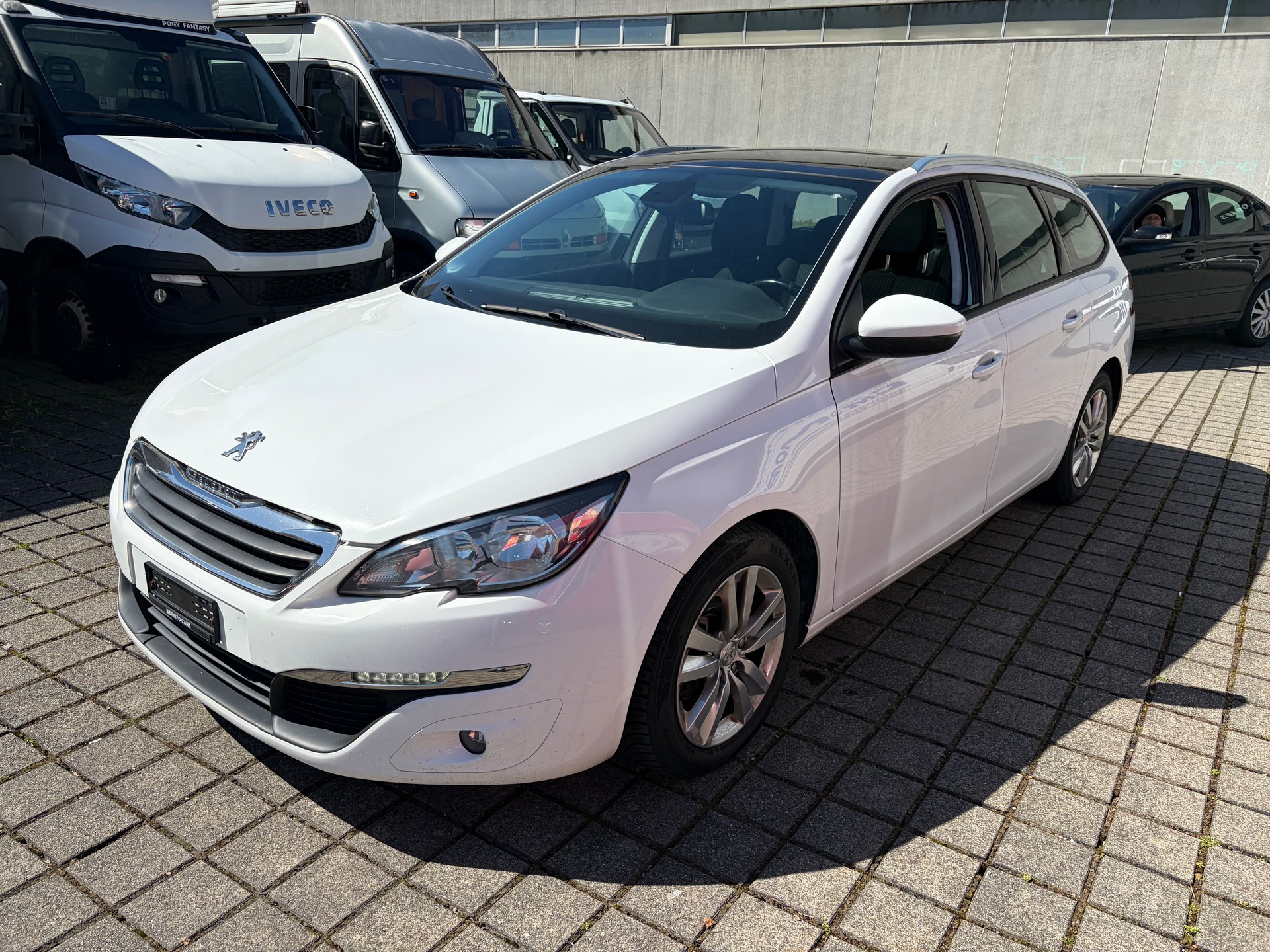 PEUGEOT 308 1.6 BlueHDI Active Automatic-image-0