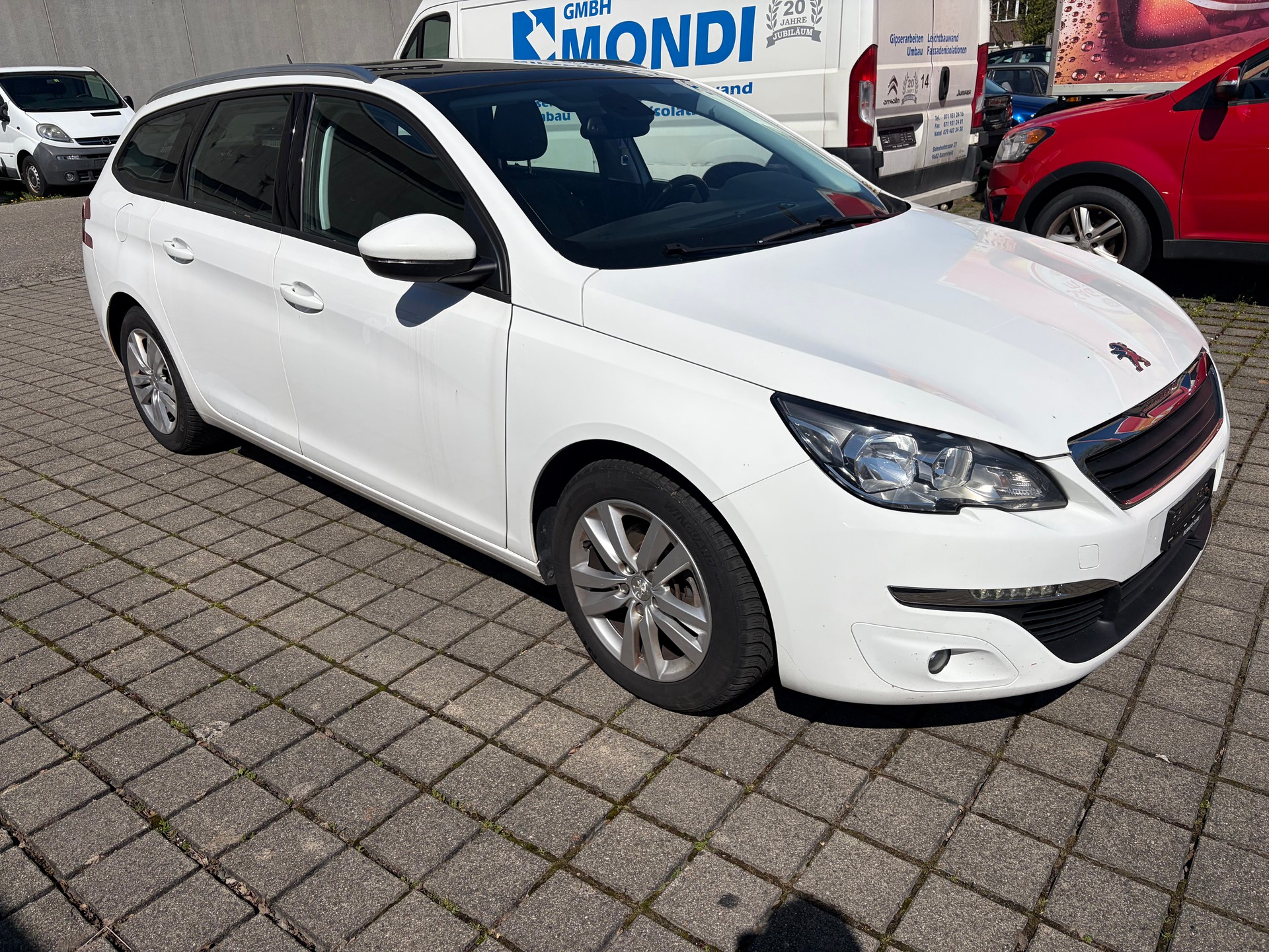 PEUGEOT 308 1.6 BlueHDI Active Automatic-image-2