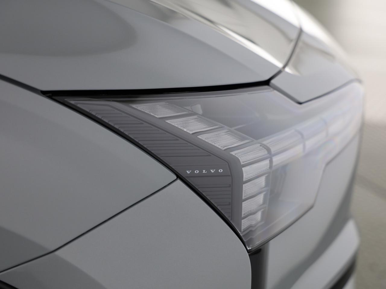 VOLVO EX30 E60 Twin Ultra Performance AWD-image-5