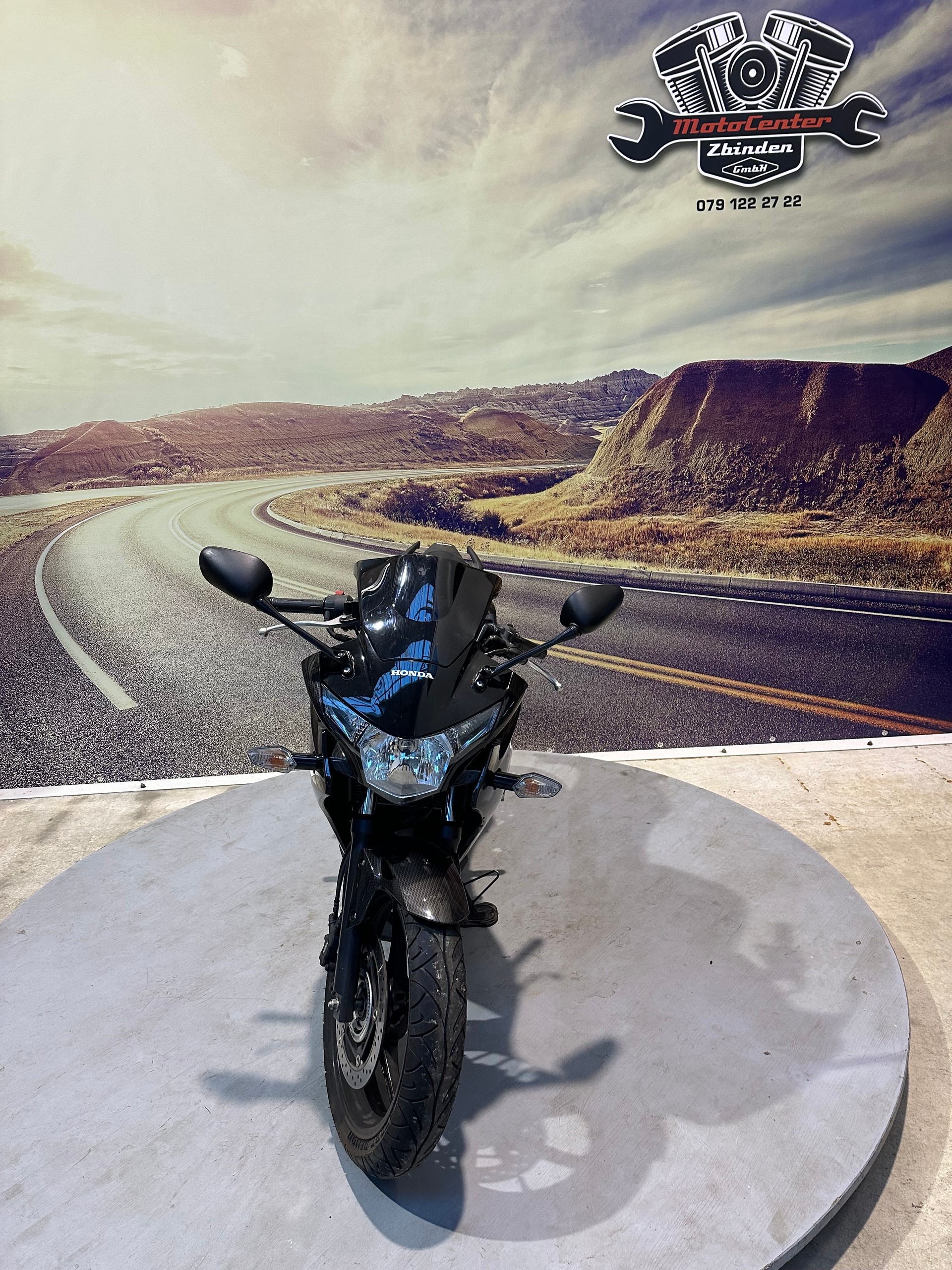 HONDA CBR 250 RA mit Sportauspuff-showroom-element-2
