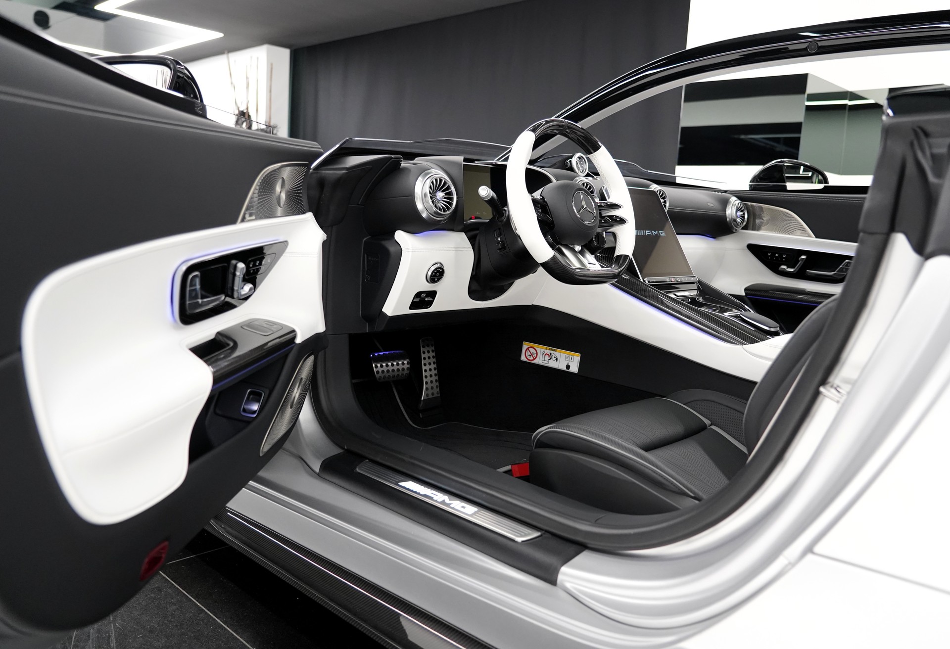 MERCEDES-BENZ Pure Speed-image-8