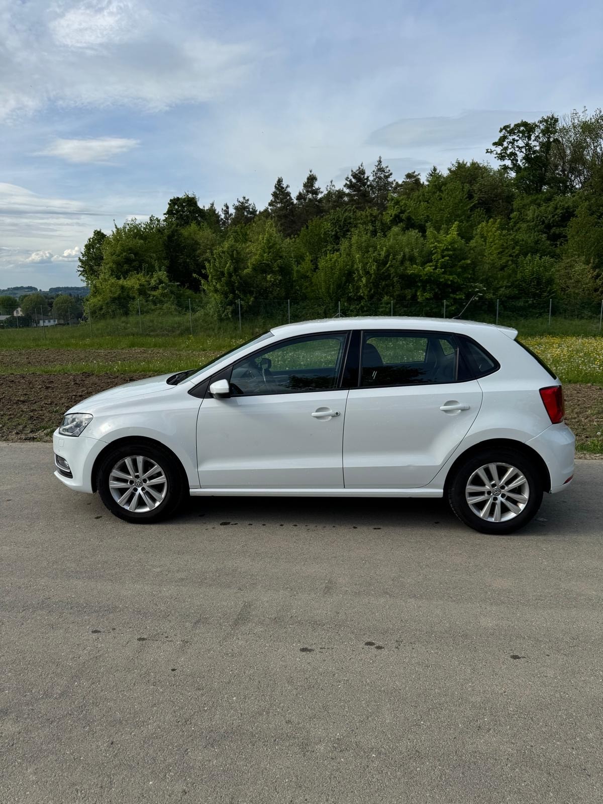 VW Polo 1.2 TSI BMT Comfortline-image-2