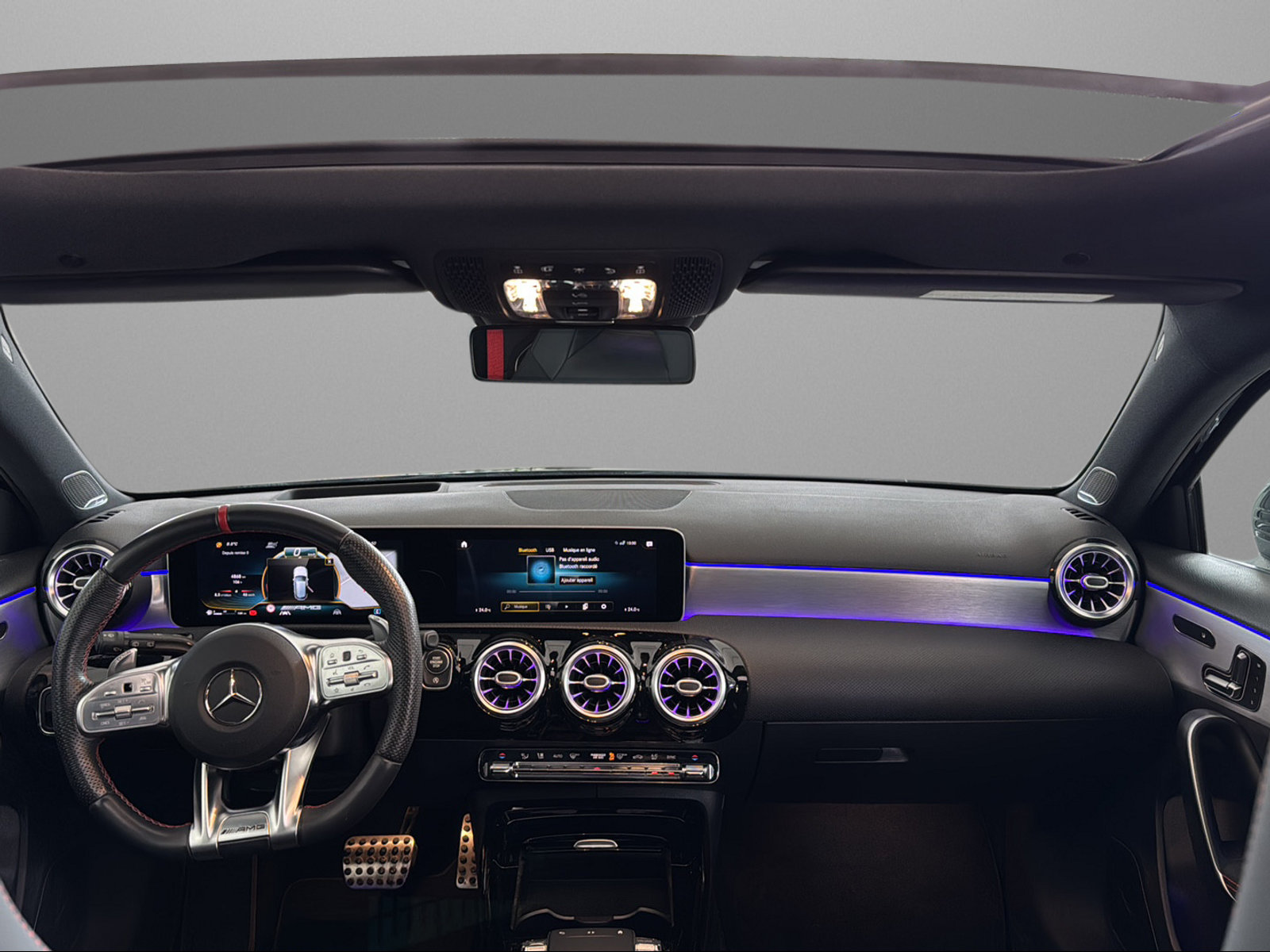 MERCEDES-BENZ A 35 AMG 4Matic Speedshift-image-12