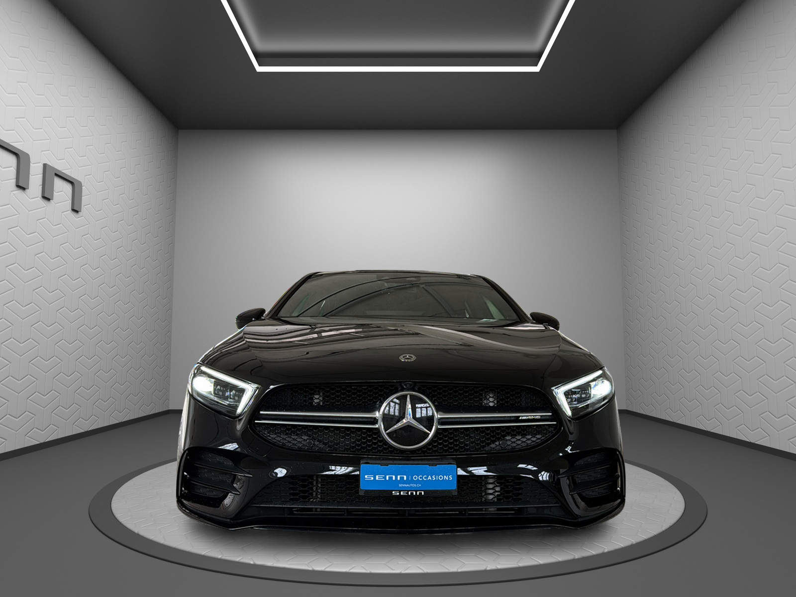 MERCEDES-BENZ A 35 AMG 4Matic Speedshift-image-1