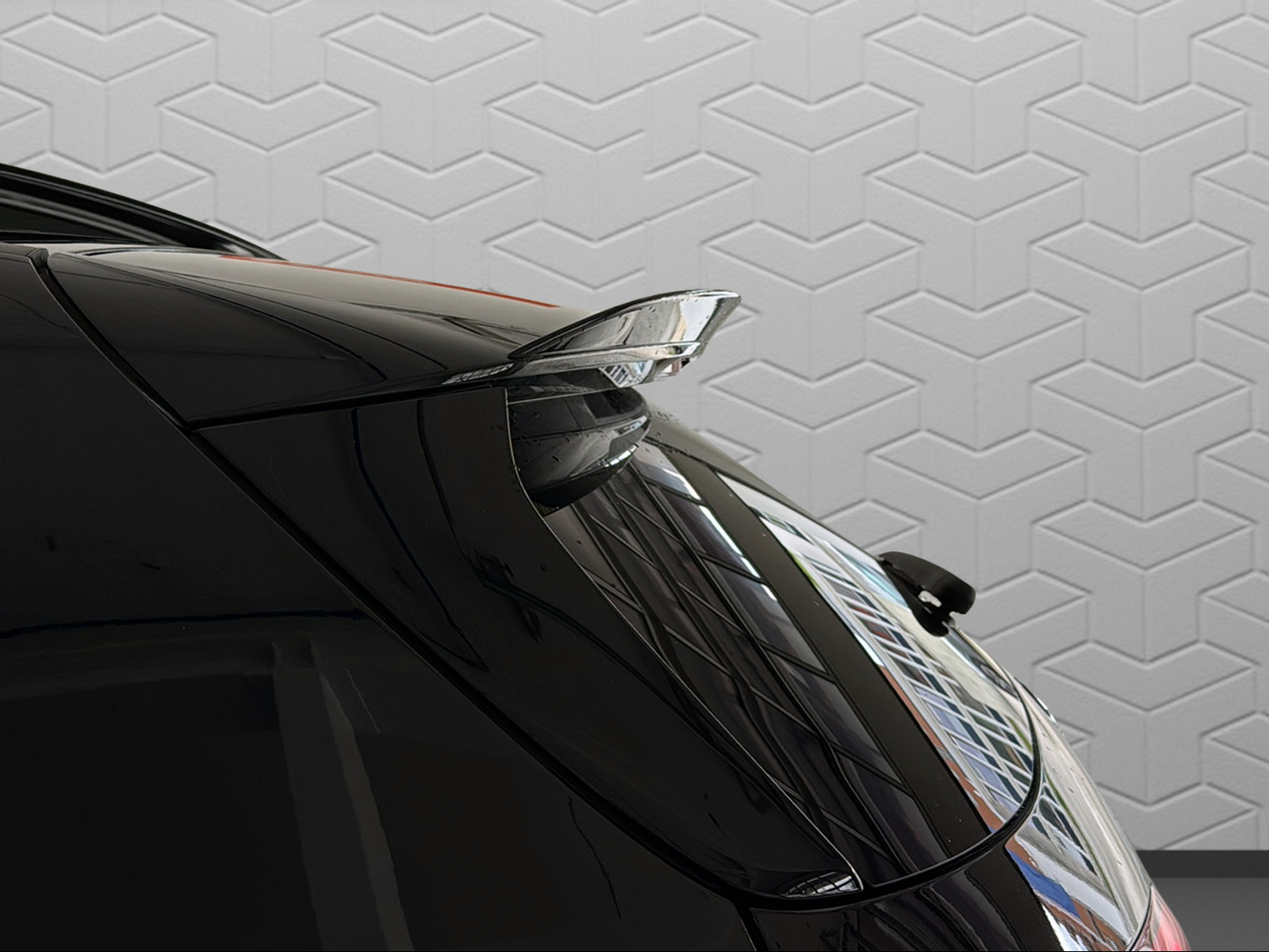 MERCEDES-BENZ A 35 AMG 4Matic Speedshift-image-17