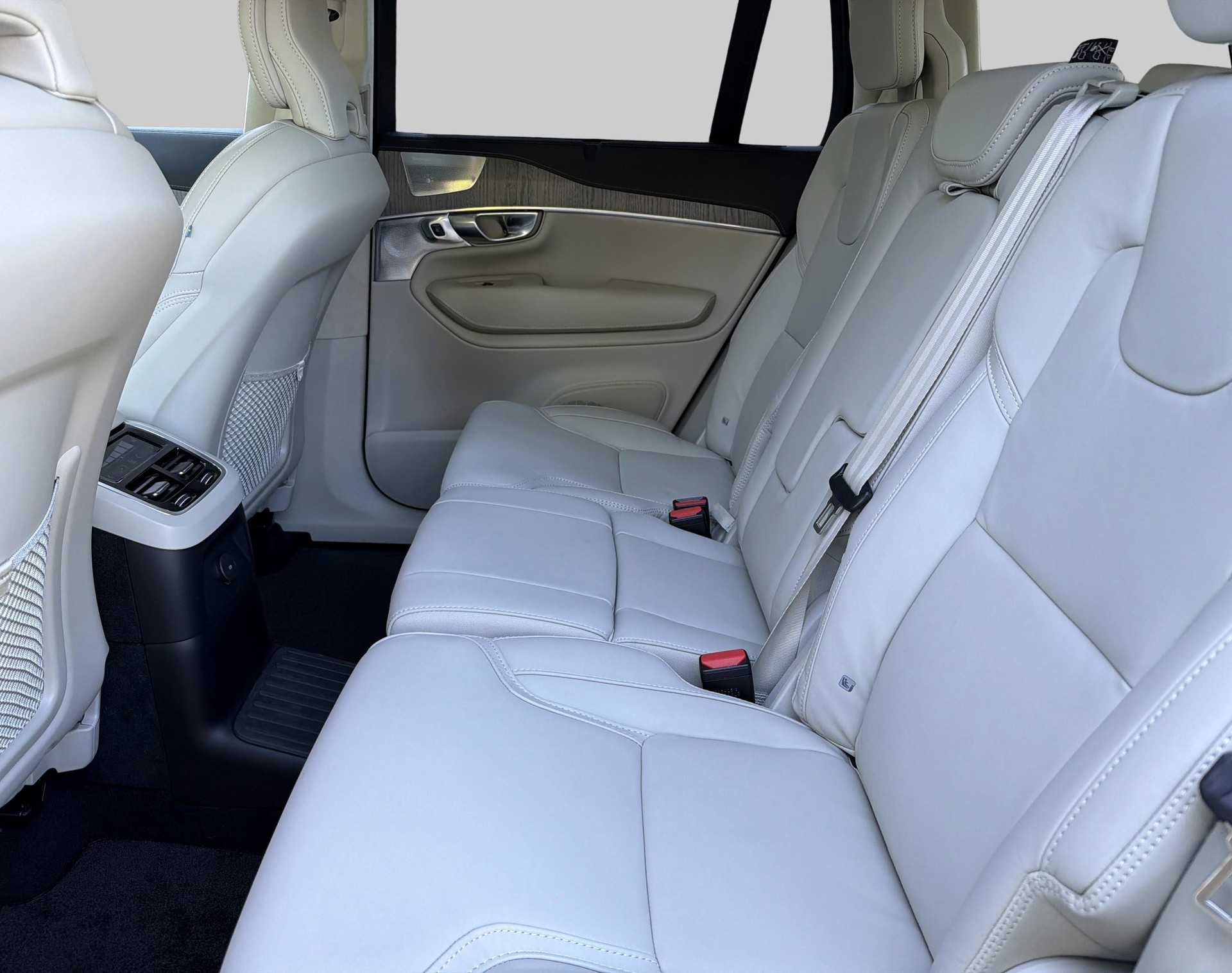 VOLVO XC90 2.0 T8 TE Ultimate Bright-image-6