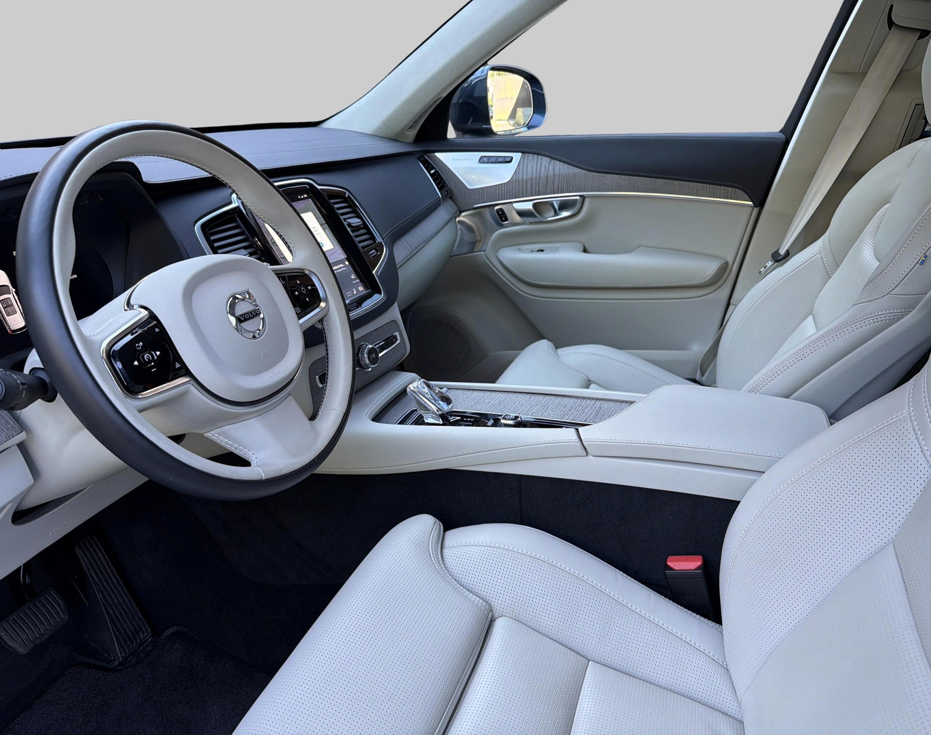 VOLVO XC90 2.0 T8 TE Ultimate Bright-image-16