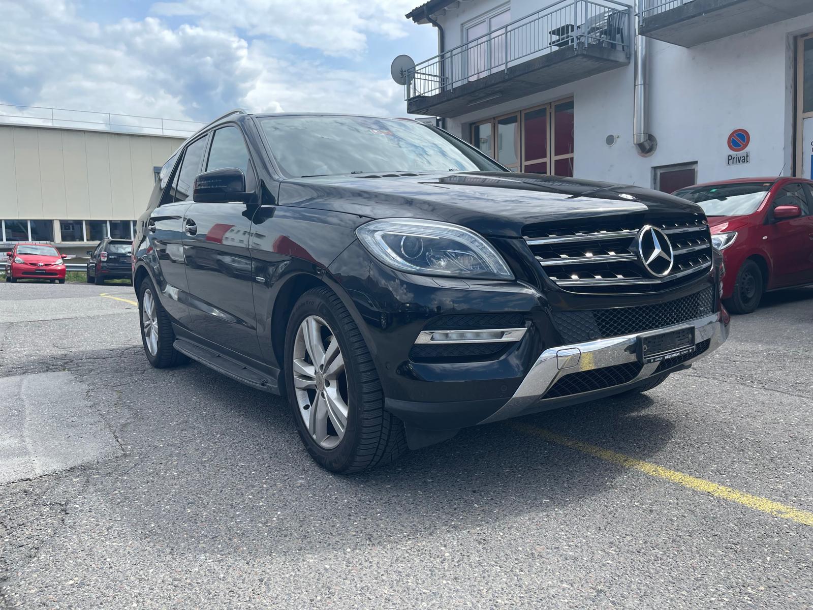 MERCEDES-BENZ ML 350 BlueEfficiency Edition 4Matic 7G-Tronic-image-3