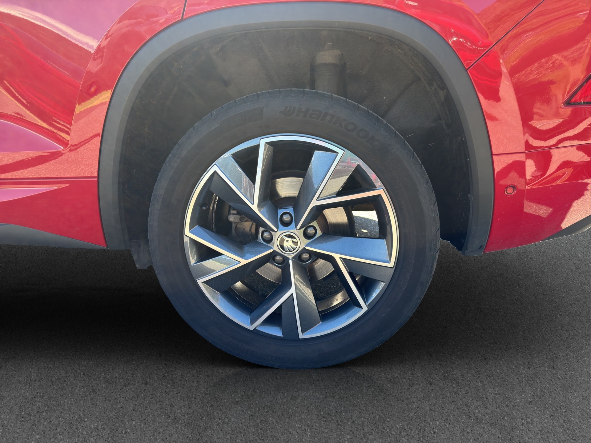 SKODA Kodiaq 2.0 TSI 4x4 SportLine-image-21