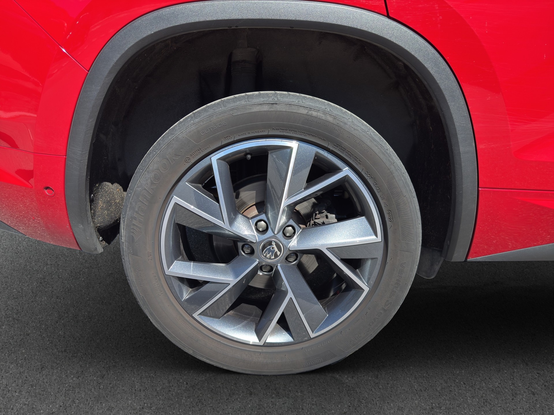 SKODA Kodiaq 2.0 TSI 4x4 SportLine-image-22