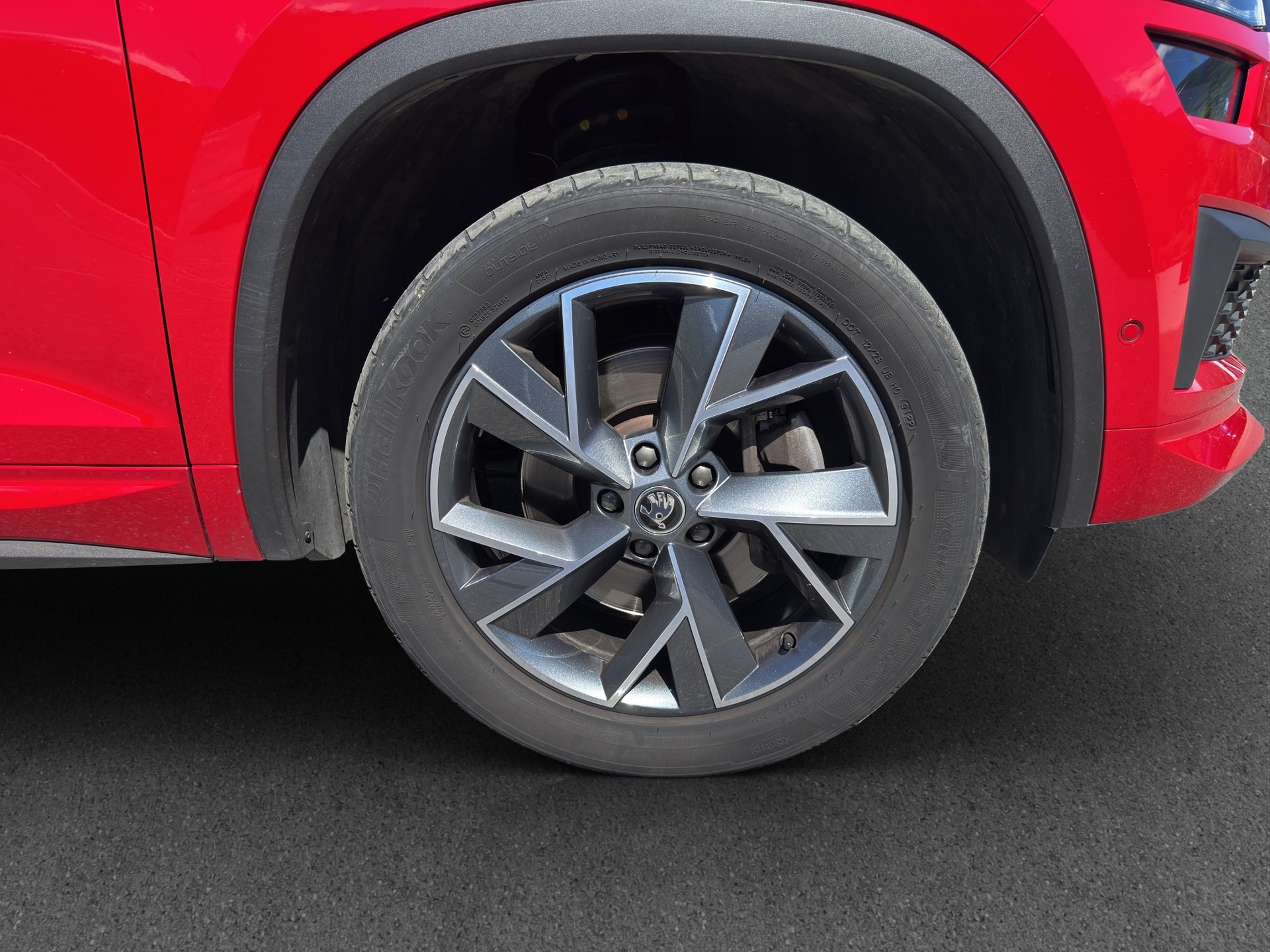 SKODA Kodiaq 2.0 TSI 4x4 SportLine-image-23