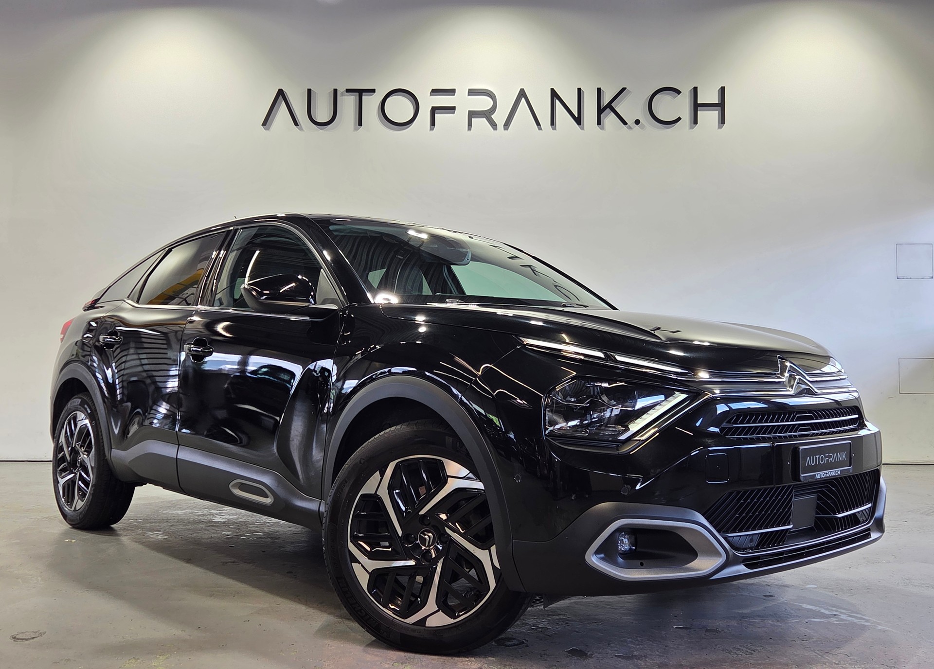 CITROEN C4 1.2 PureTech Shine