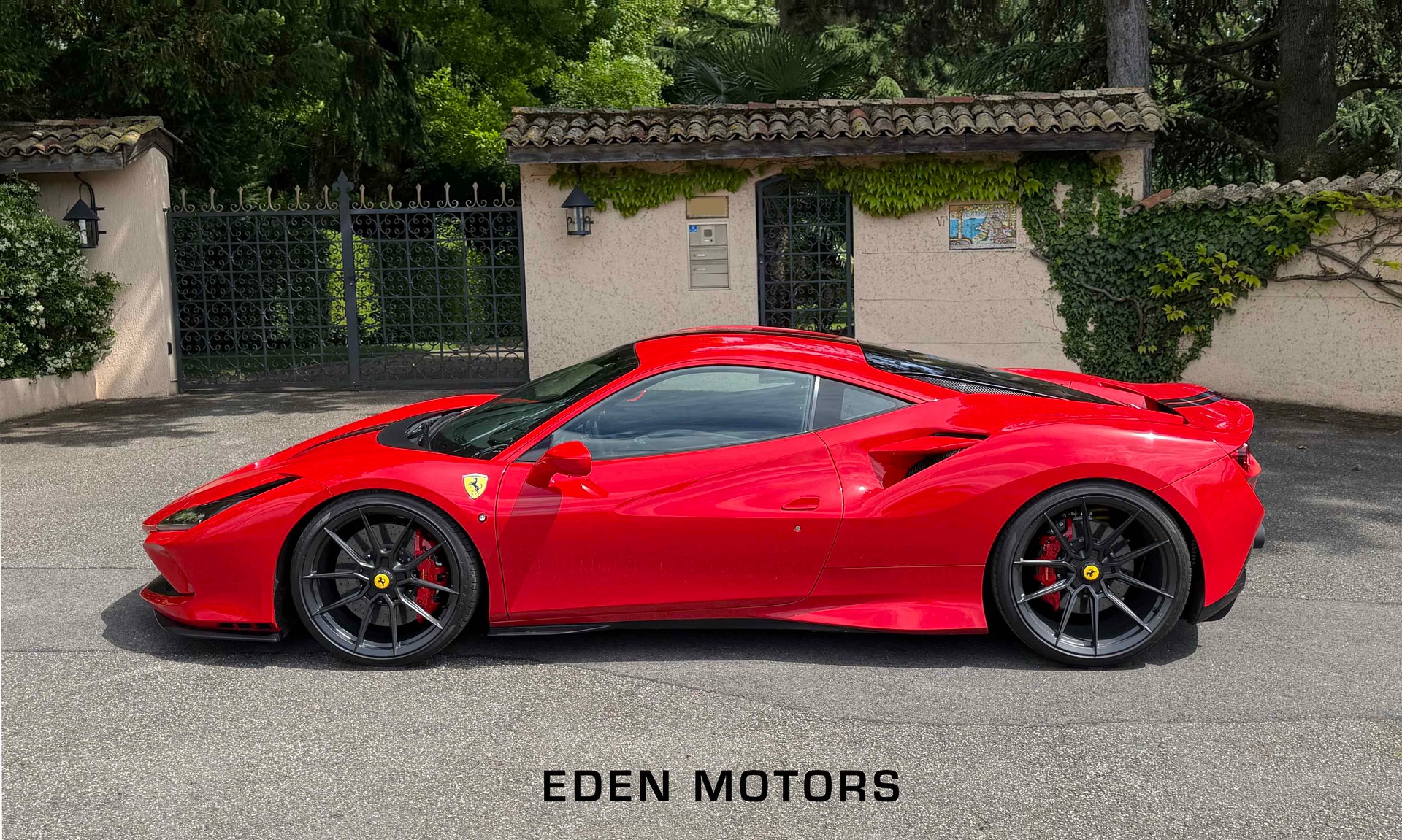 FERRARI 3.9 Turbo