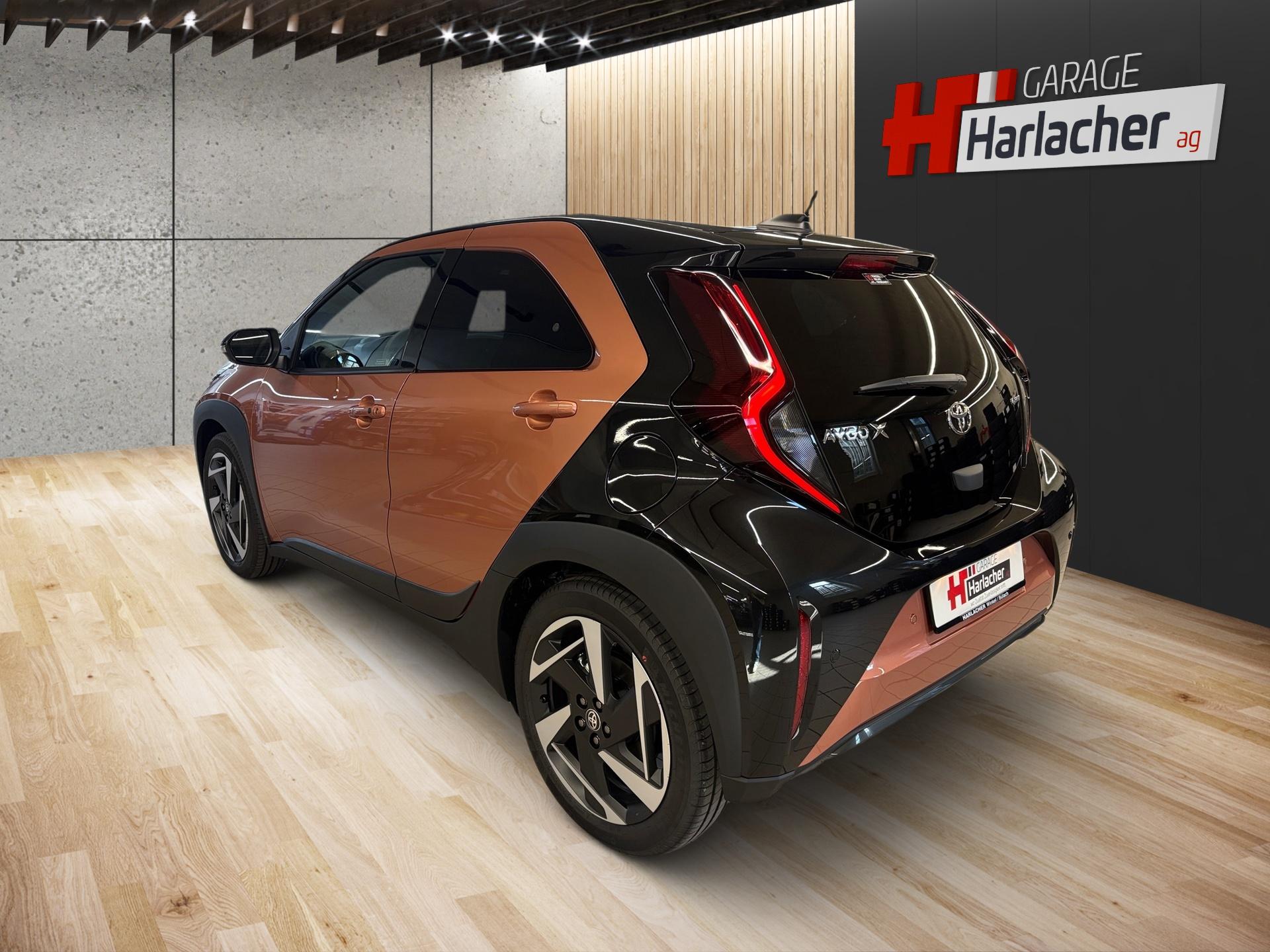 TOYOTA Aygo X 1.5 VVT-i HSD Style-image-6