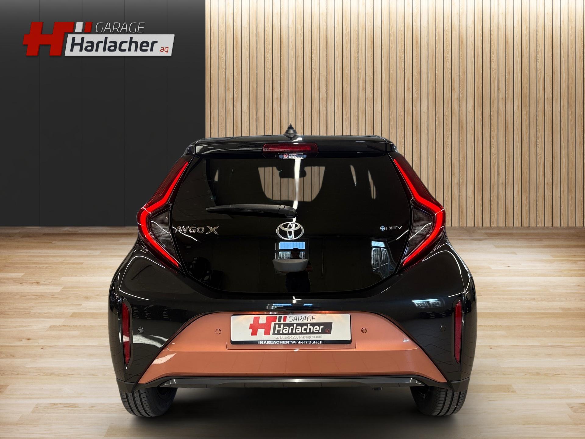 TOYOTA Aygo X 1.5 VVT-i HSD Style-image-5