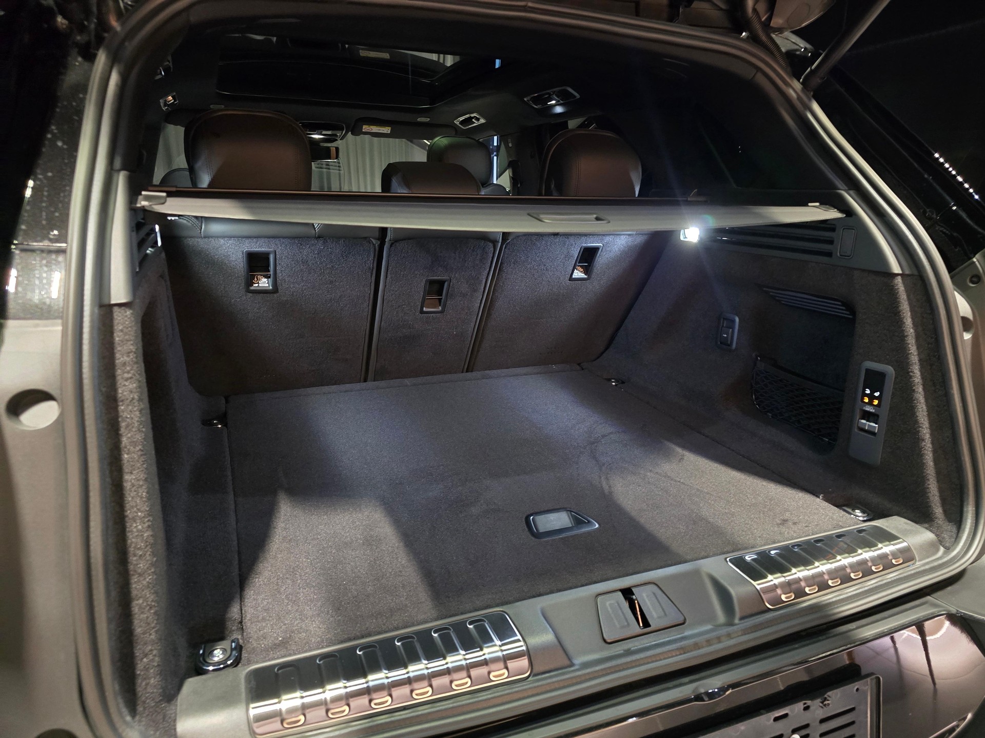 LAND ROVER Range Rover Sport 4.4 V8 Autobiography-image-2