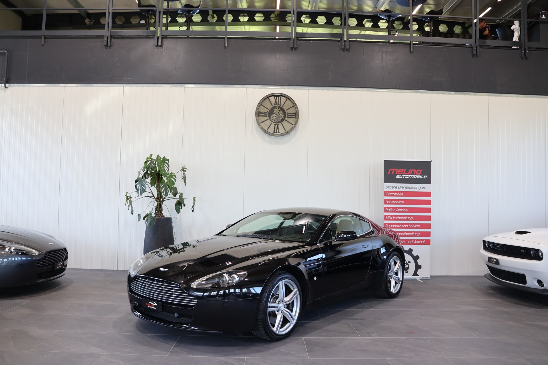 ASTON MARTIN V8 Vantage 4.7 Sportshift-image-0