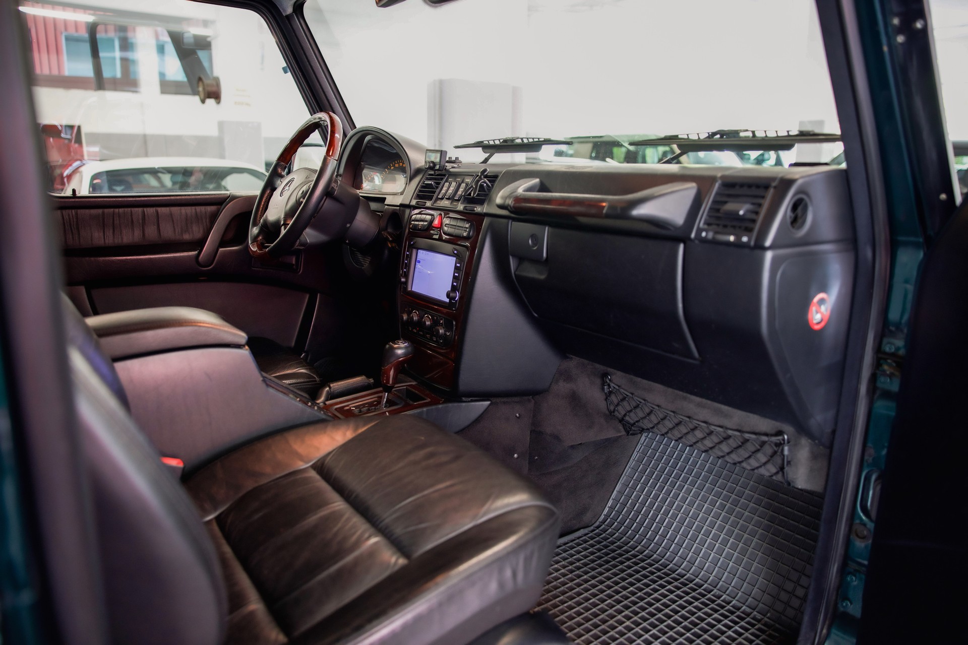 MERCEDES-BENZ G 270 CDI Automatic-image-16