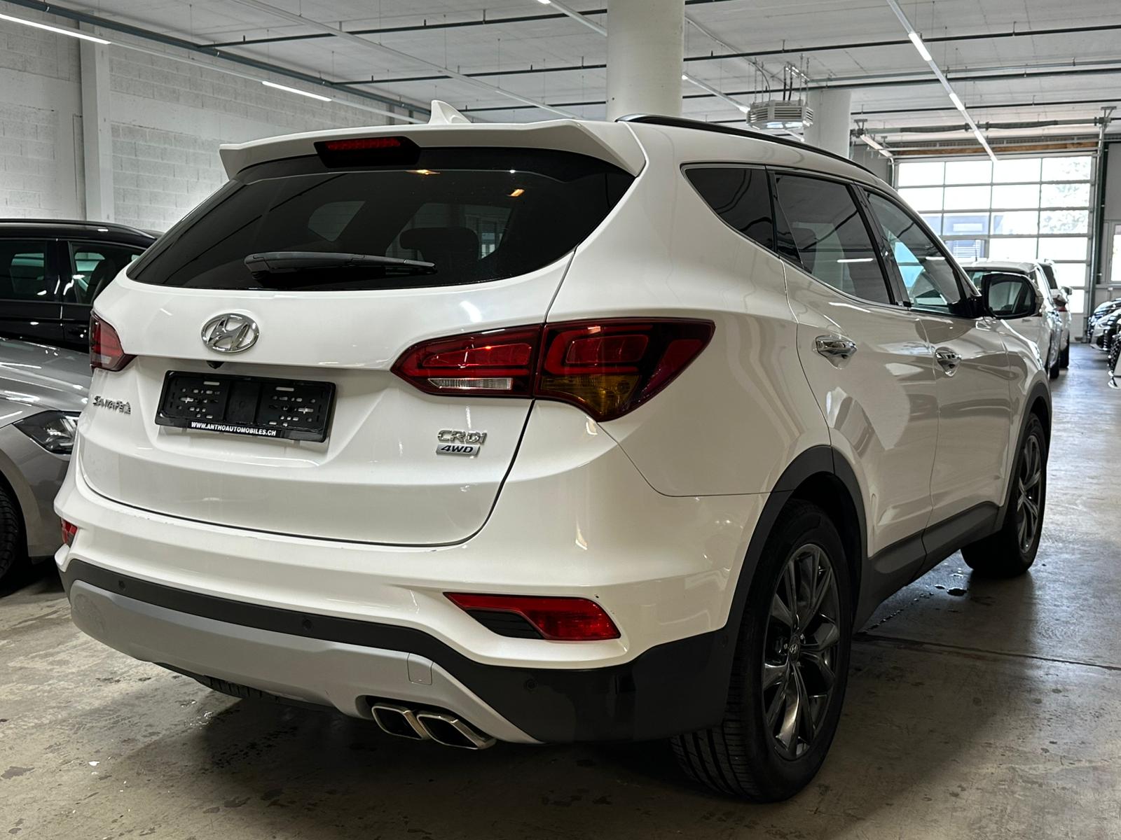 HYUNDAI Santa Fe 2.2 CRDI Amplia 4WD Automatic-image-3