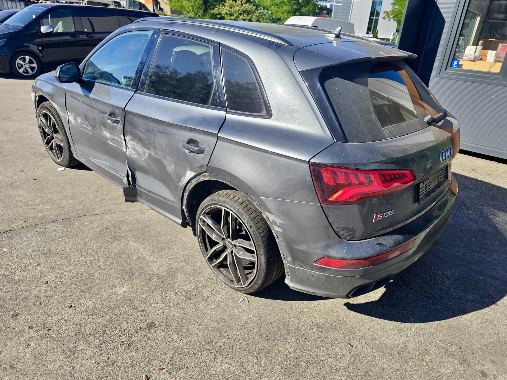 AUDI SQ5 3.0 TFSI quattro S-tronic-image-5