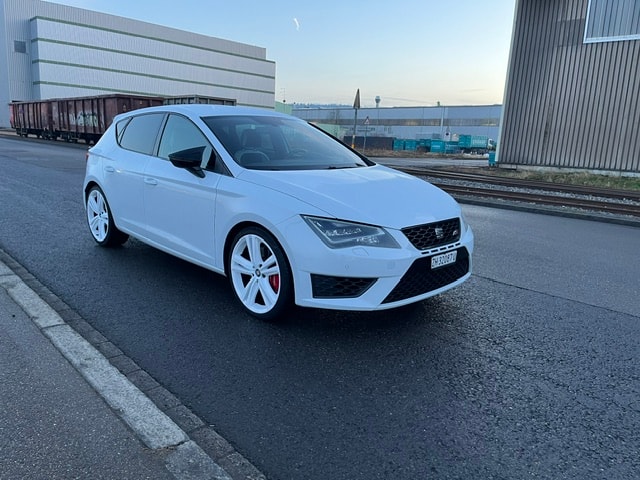 SEAT Leon 2.0 TSI Cupra 290-image-0