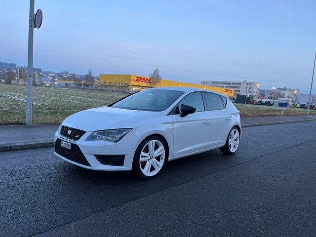 SEAT Leon 2.0 TSI Cupra 290-image-2