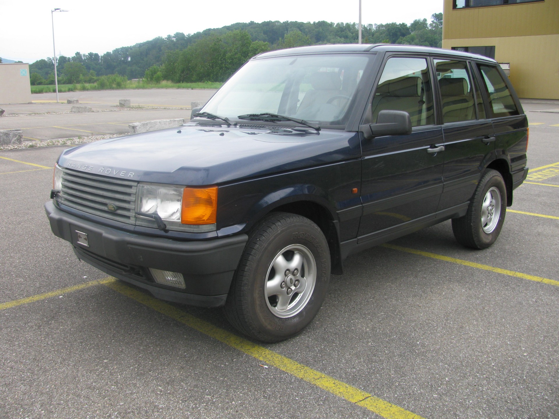 LAND ROVER Range Rover 4.6 HSE-image-3
