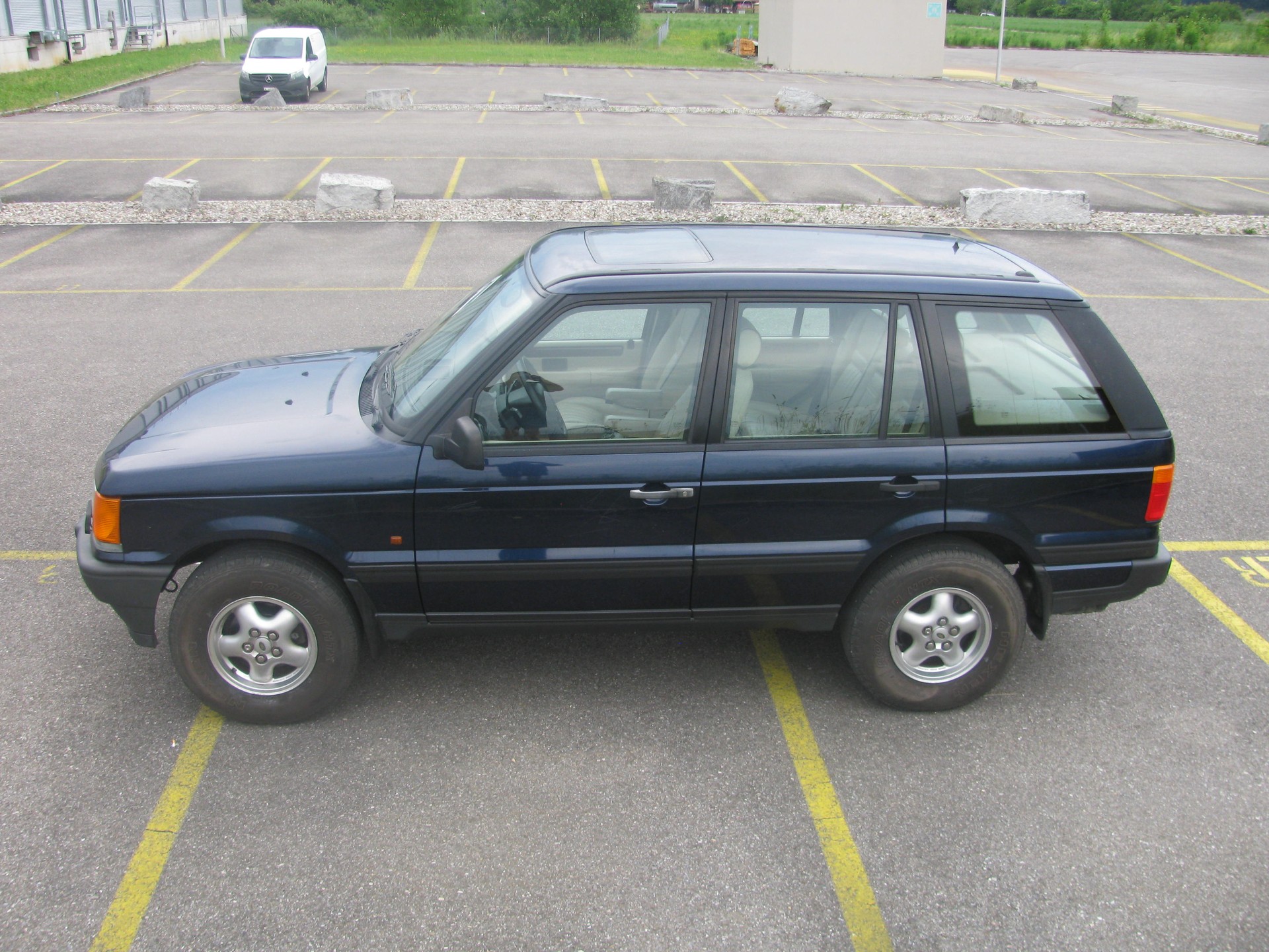 LAND ROVER Range Rover 4.6 HSE-image-4
